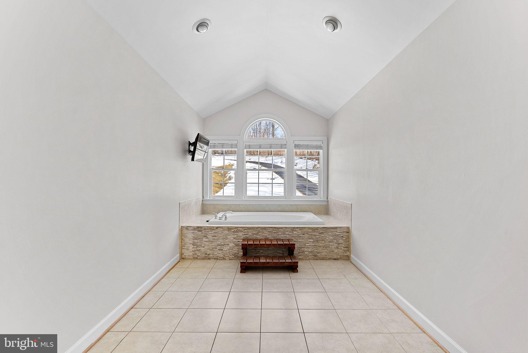 HAMLETS OF BLUE RIDGE - Residential