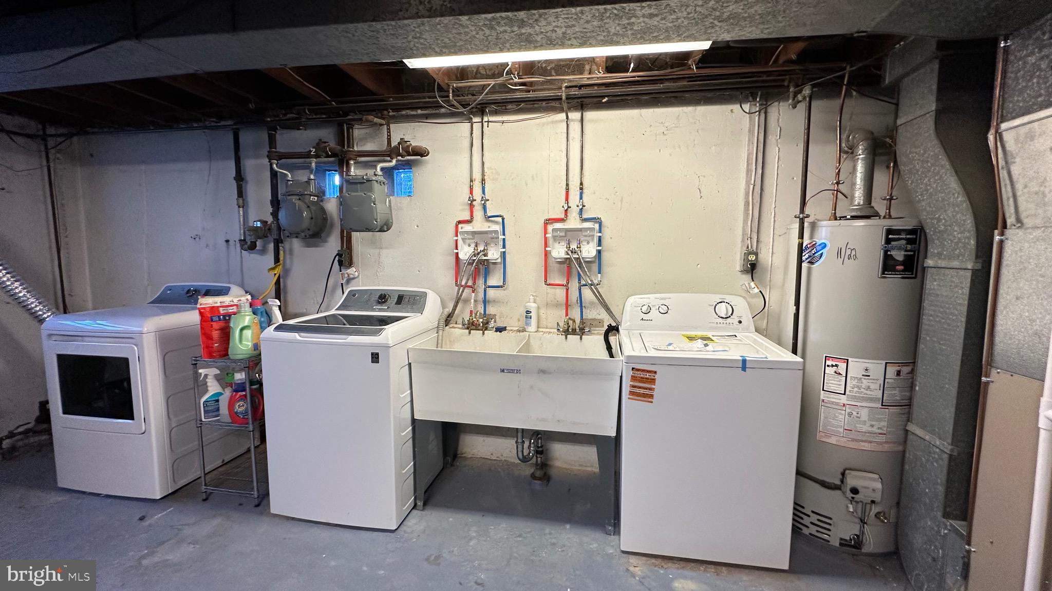 ROXBOROUGH - Residential Lease