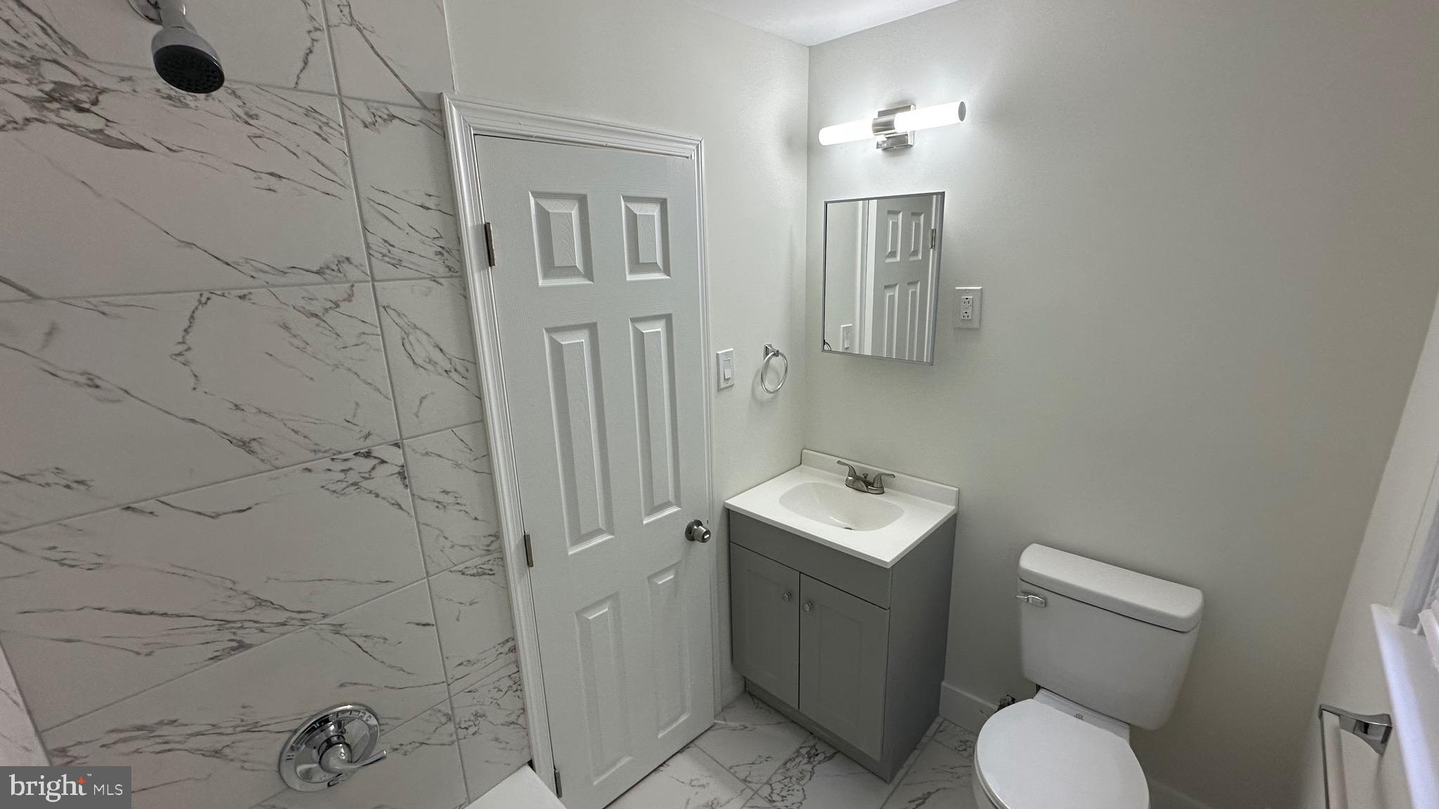 ROXBOROUGH - Residential Lease