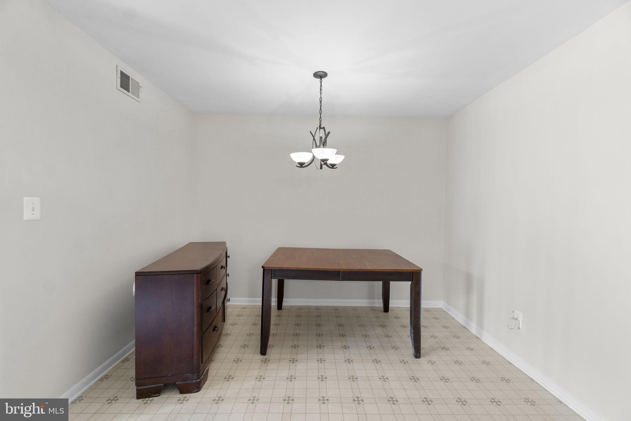 HARPERS CHOICE - Residential