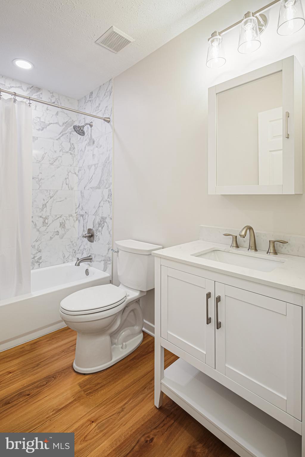 VILLAGE OF KINGS CONTRIVANCE - Residential