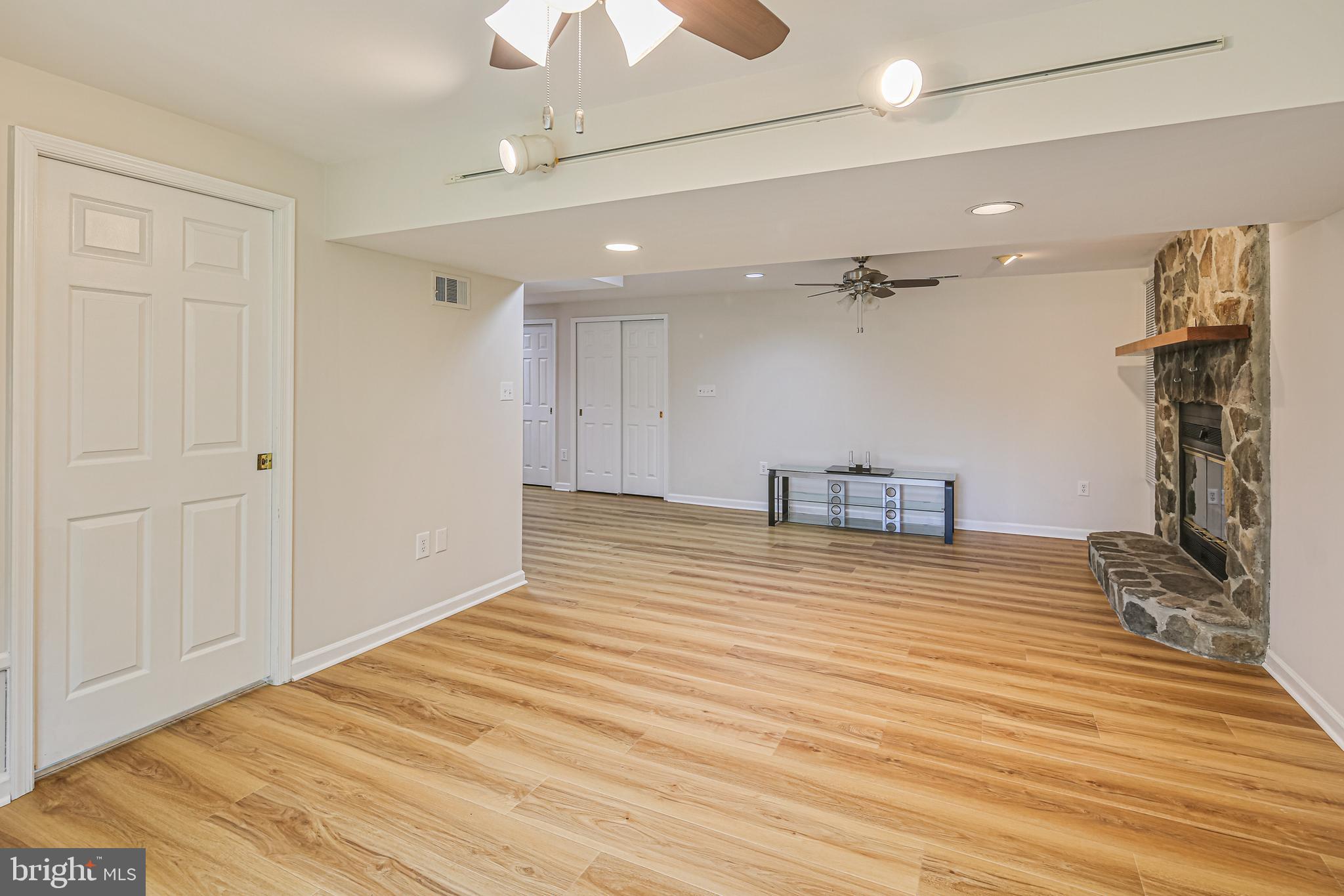 VILLAGE OF KINGS CONTRIVANCE - Residential