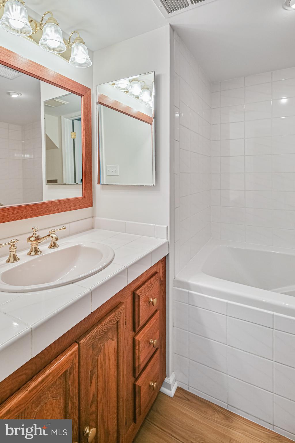 VILLAGE OF KINGS CONTRIVANCE - Residential