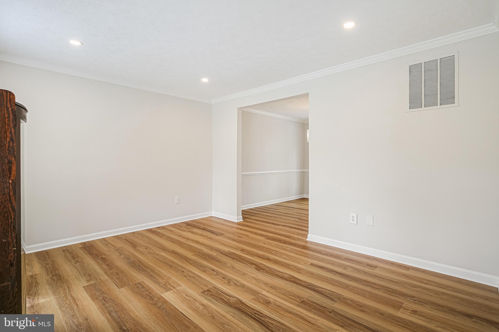 VILLAGE OF KINGS CONTRIVANCE - Residential