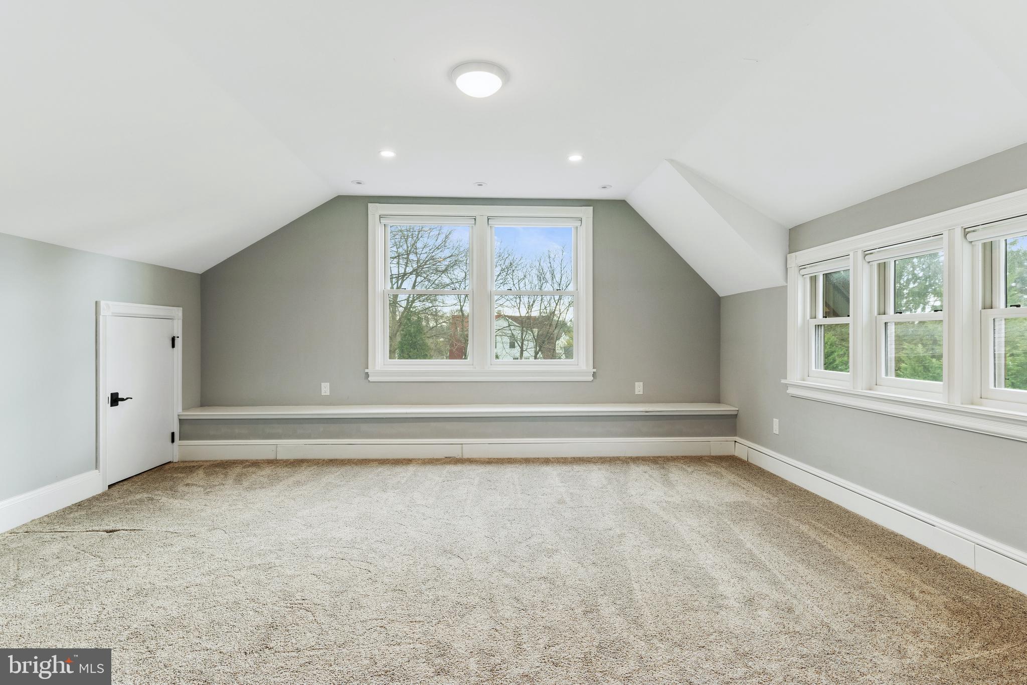 NORTH WAYNE - Residential