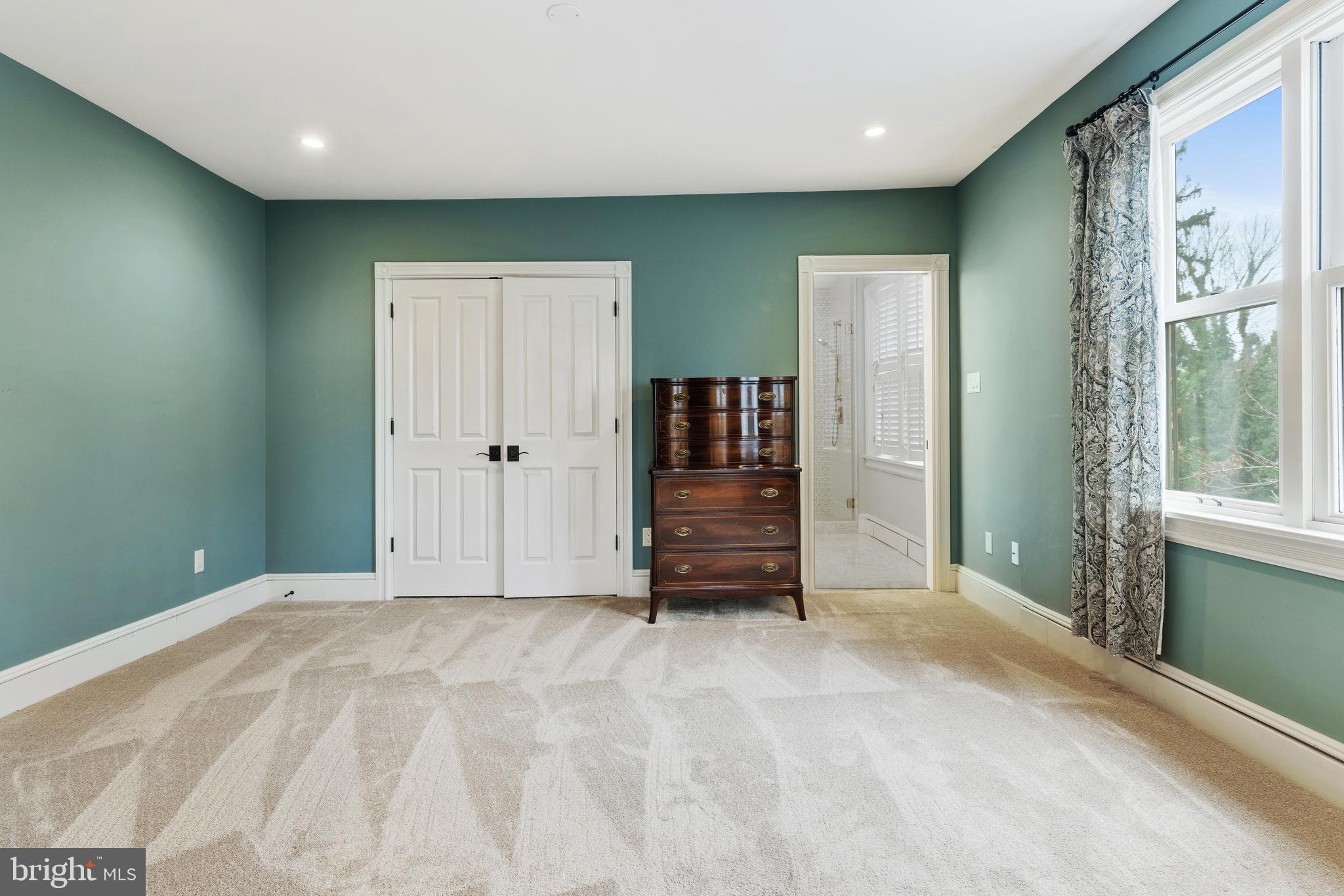 NORTH WAYNE - Residential