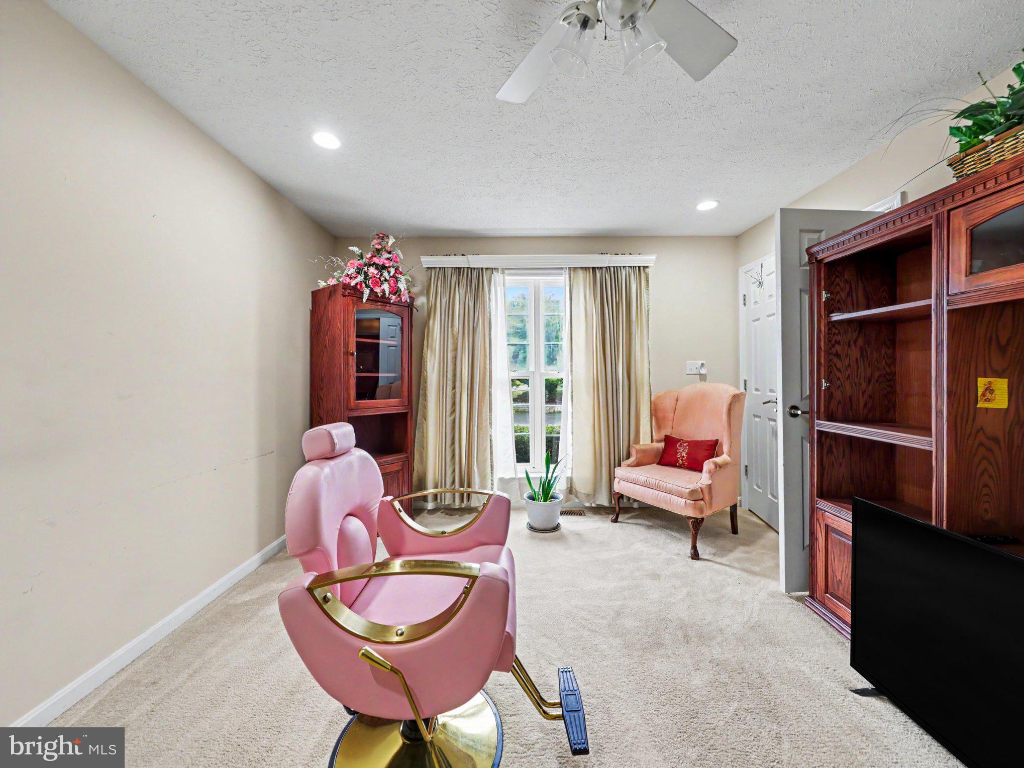 CROWN GRANT - Residential