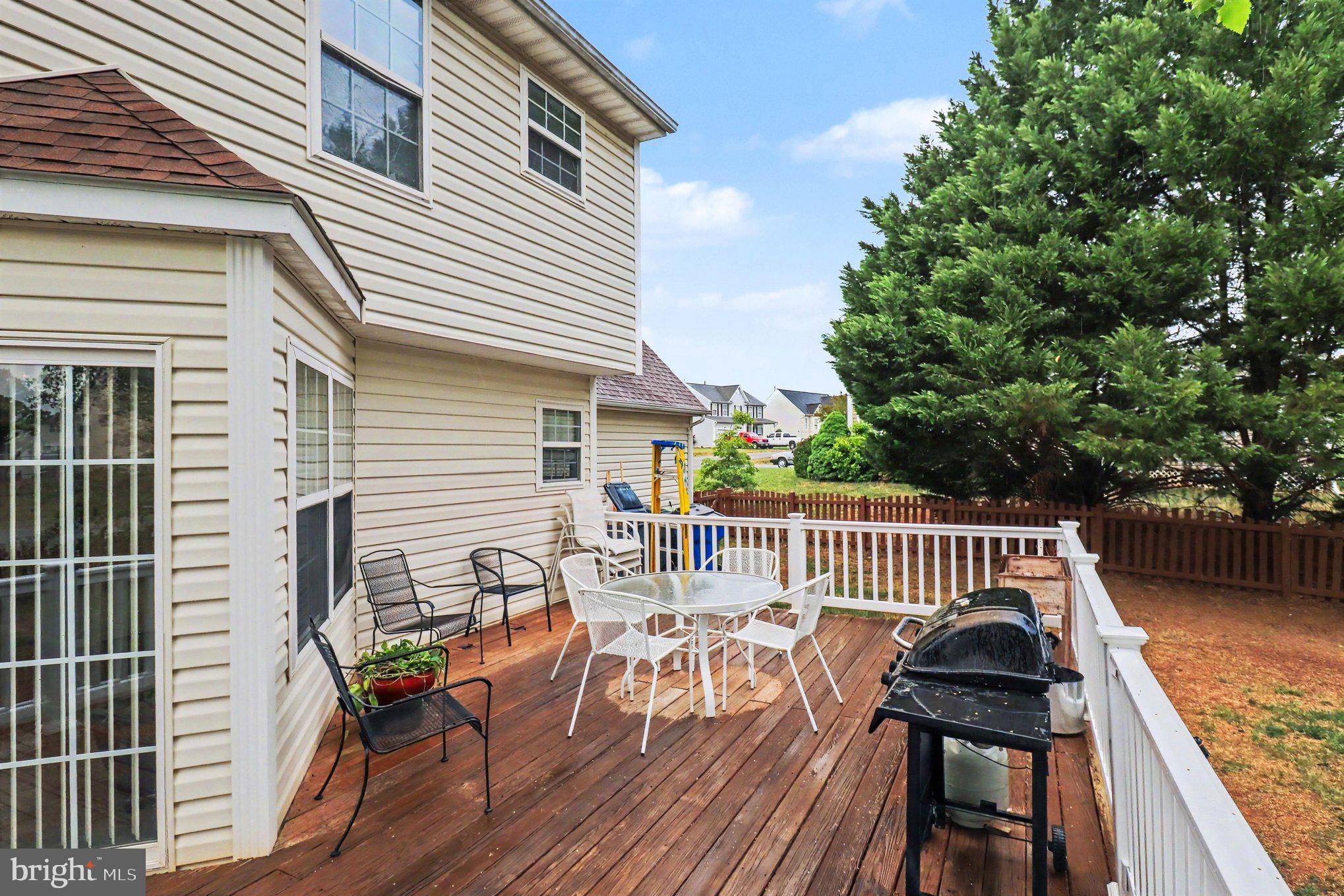 CROWN GRANT - Residential