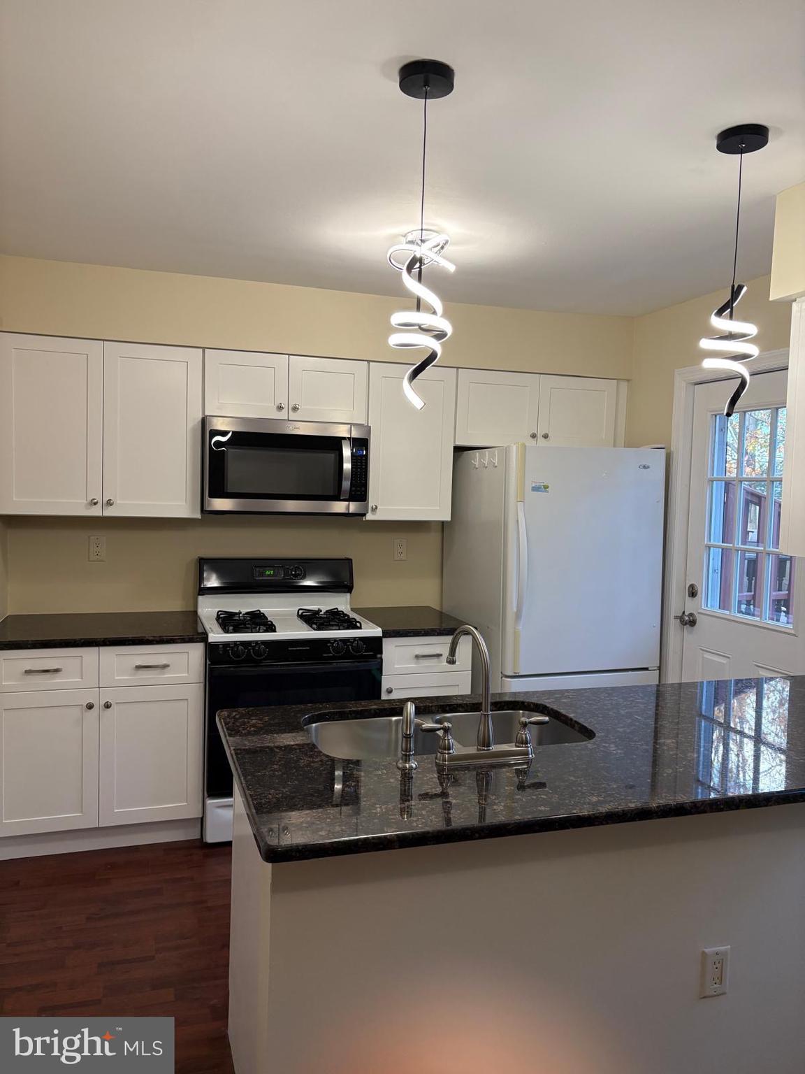 OXFORD CROSSING - Residential Lease