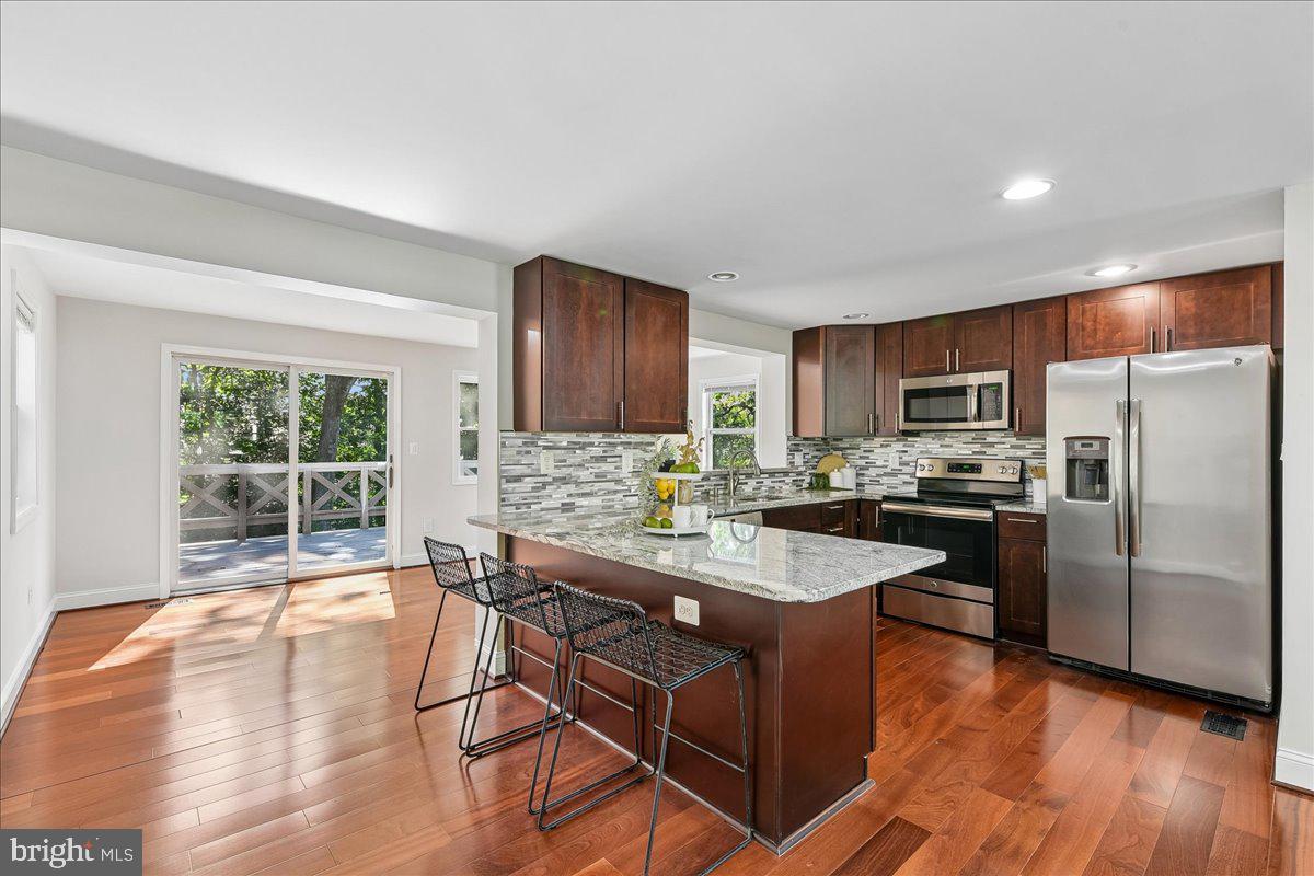 754 HYDE PARK DRIVE