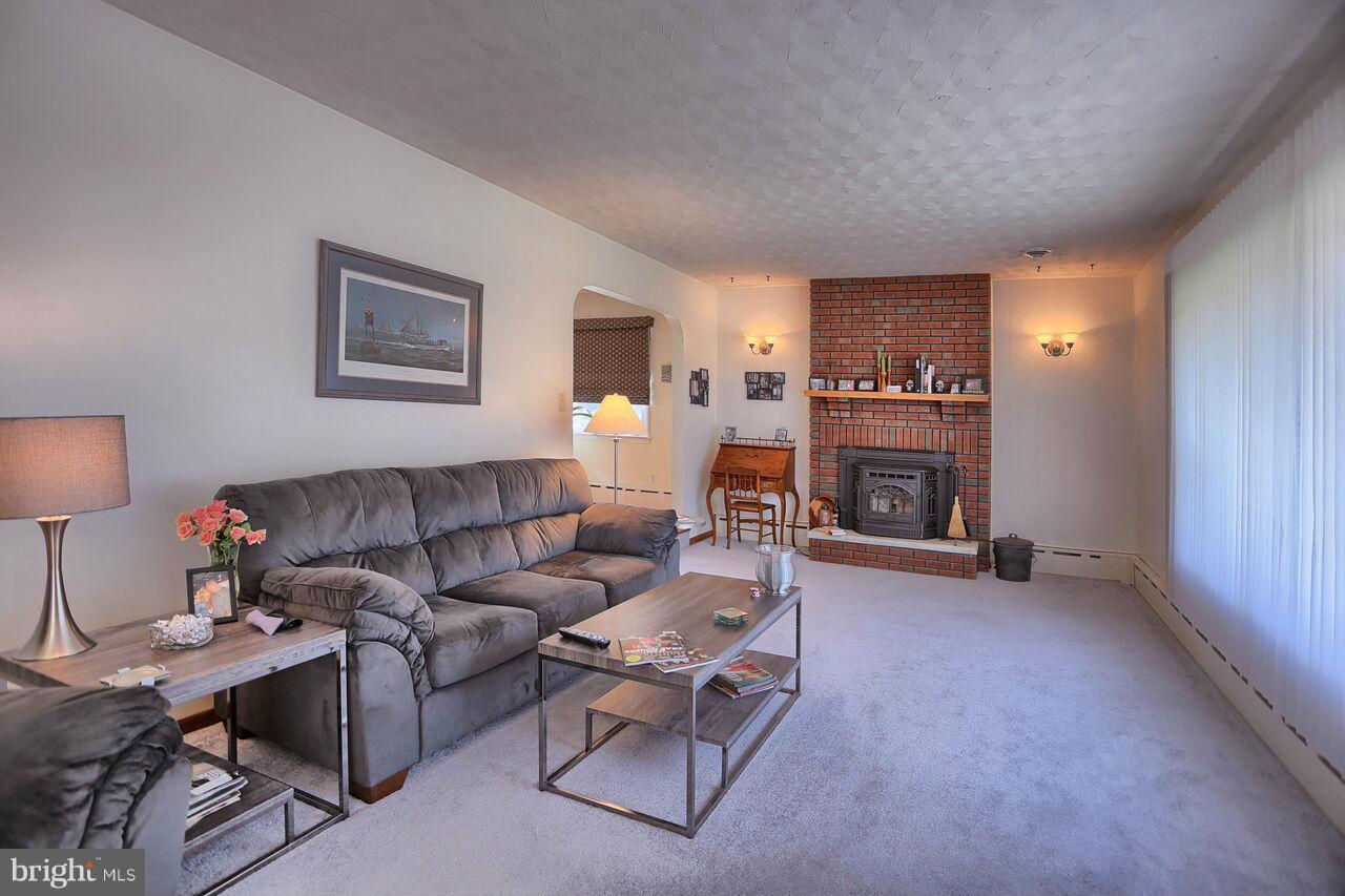 GRANTLEIGH STATION - Residential