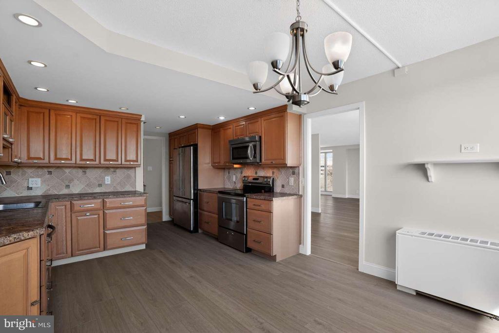 Photo of 1001 City Avenue #WB-914, WYNNEWOOD, PA 19096 (MLS # PAMC2161740)