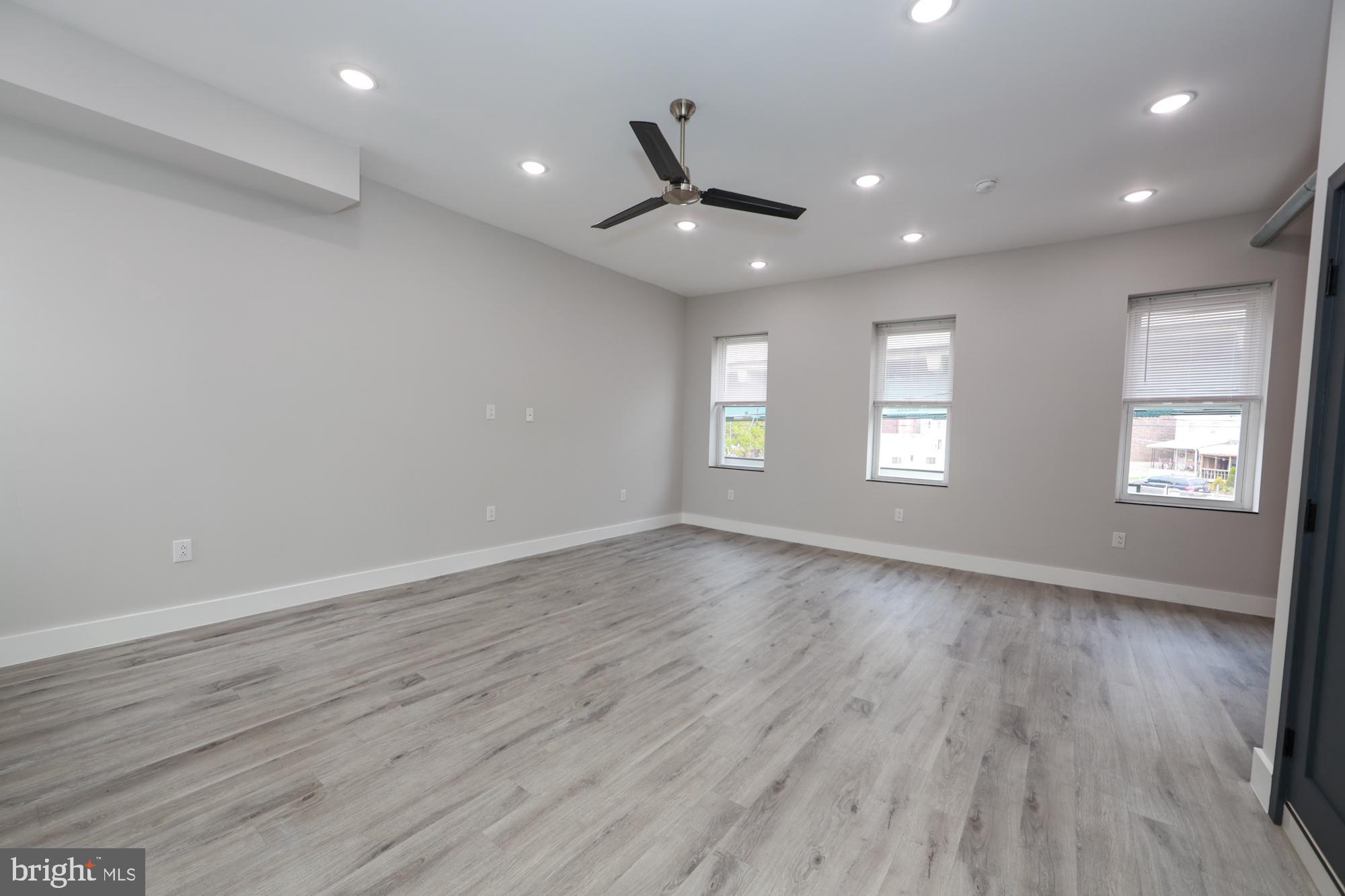 PHILADELPHIA - Residential