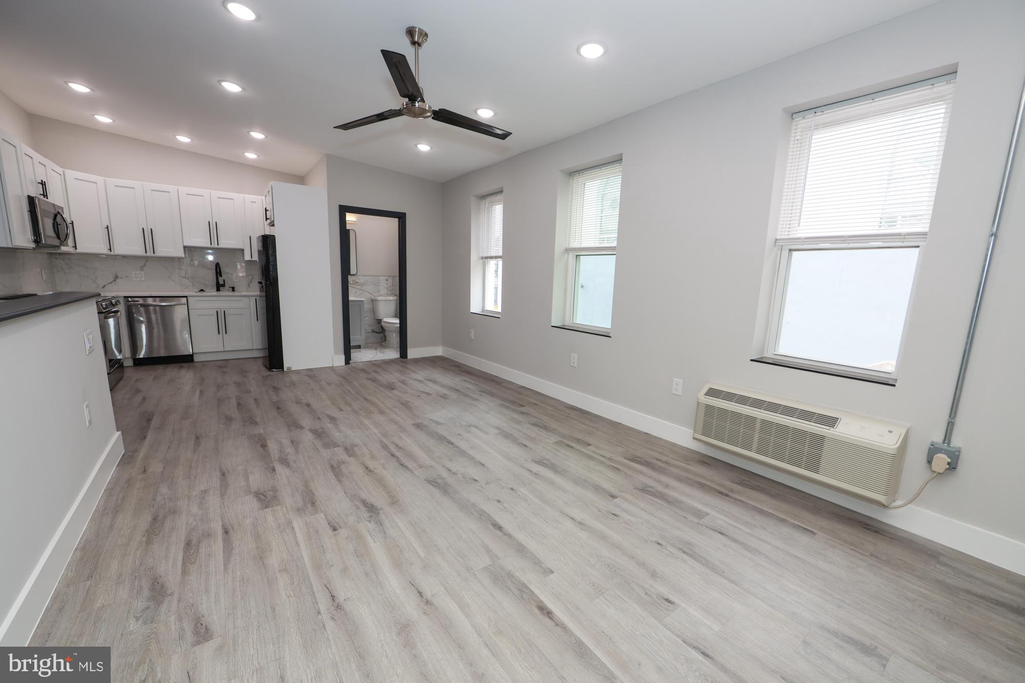 PHILADELPHIA - Residential