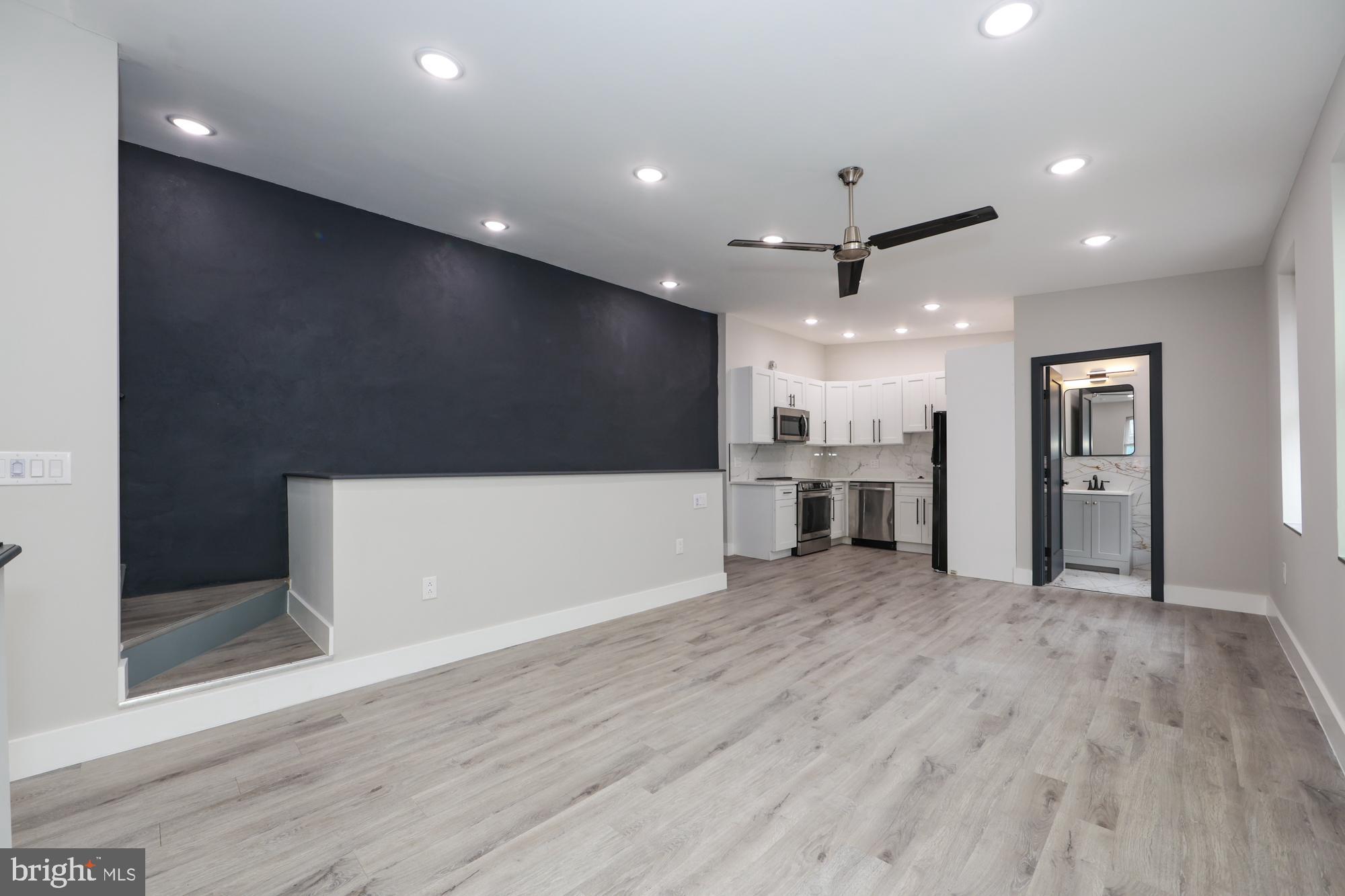 PHILADELPHIA - Residential