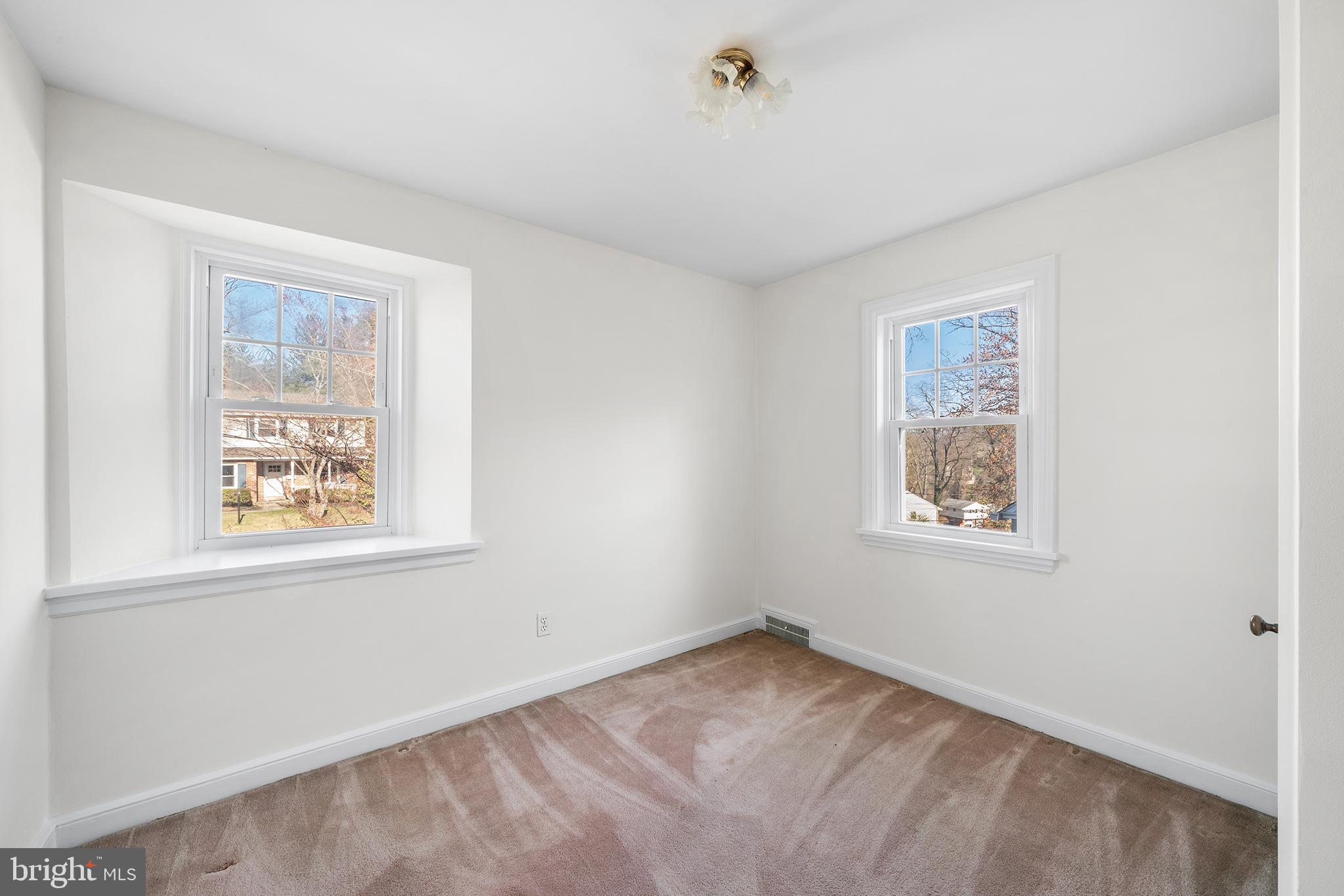 BROOKTHORPE HILLS - Residential