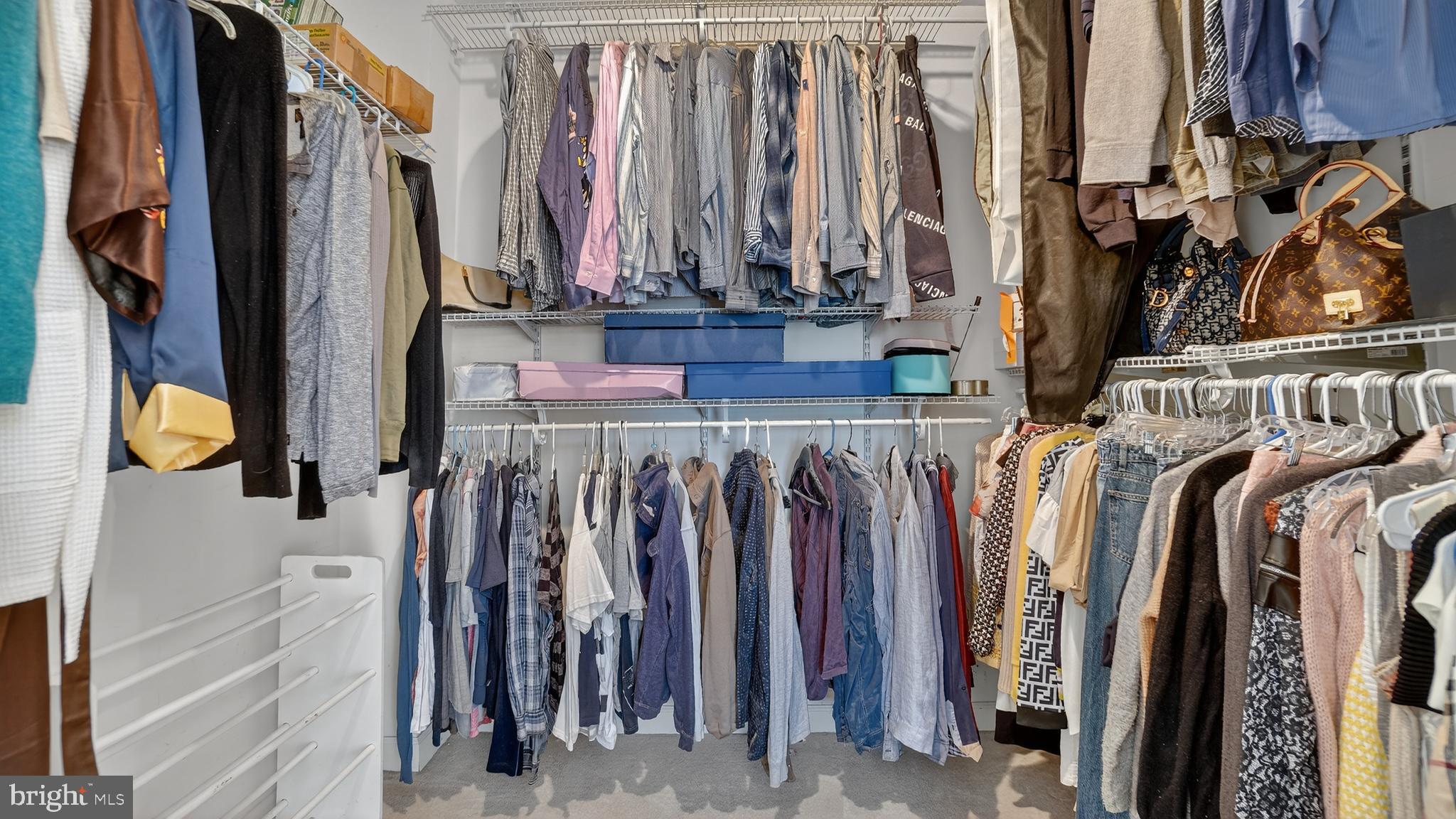 WAVERLY WOODS - Residential