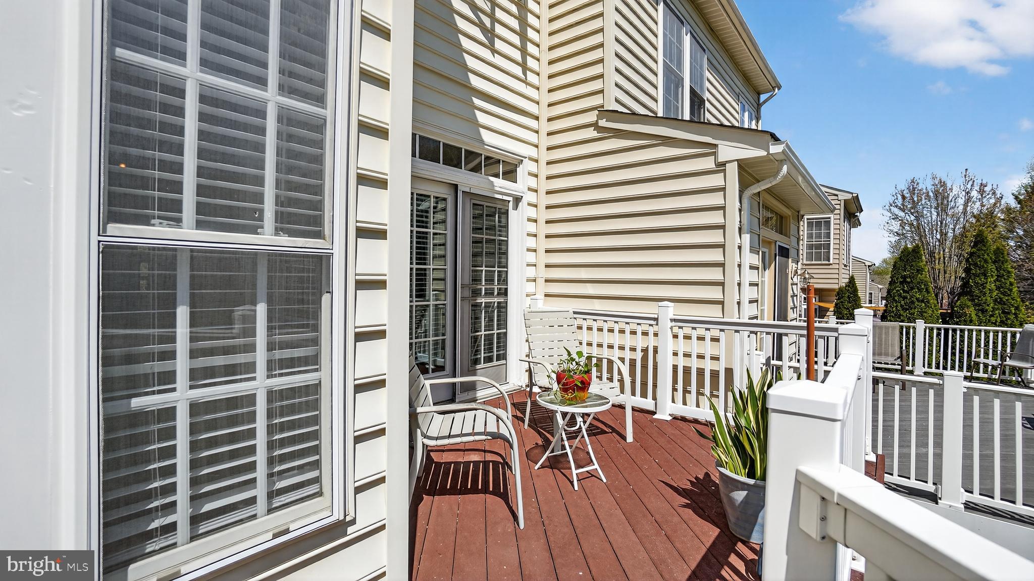 WAVERLY WOODS - Residential