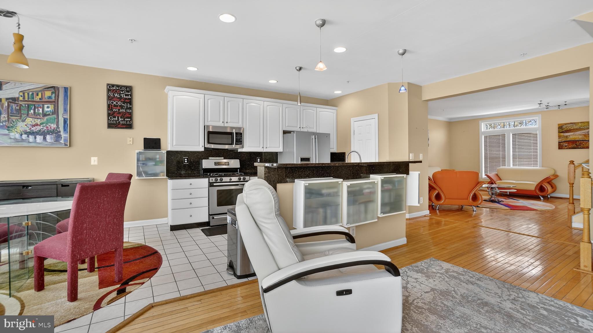 WAVERLY WOODS - Residential