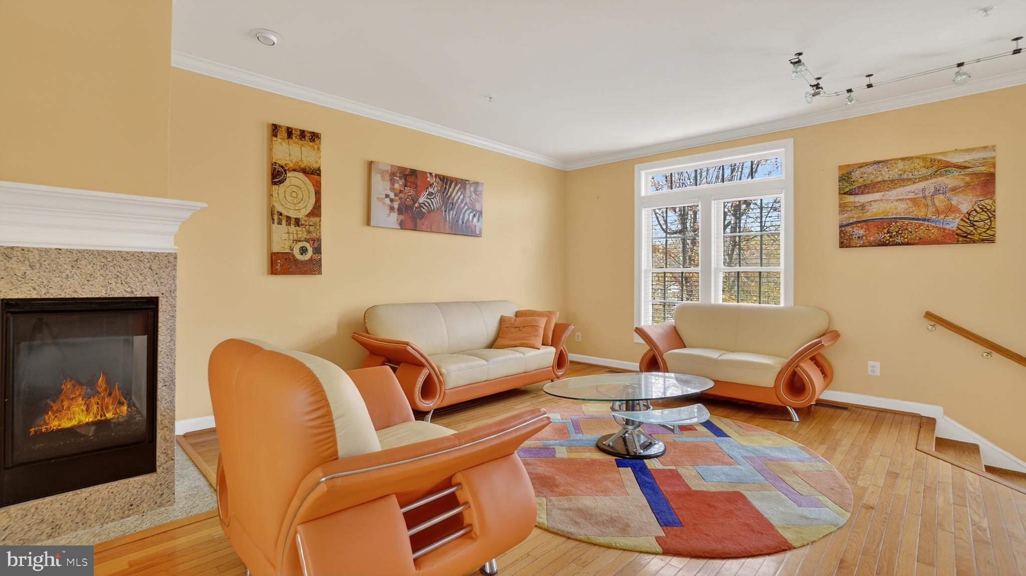 WAVERLY WOODS - Residential