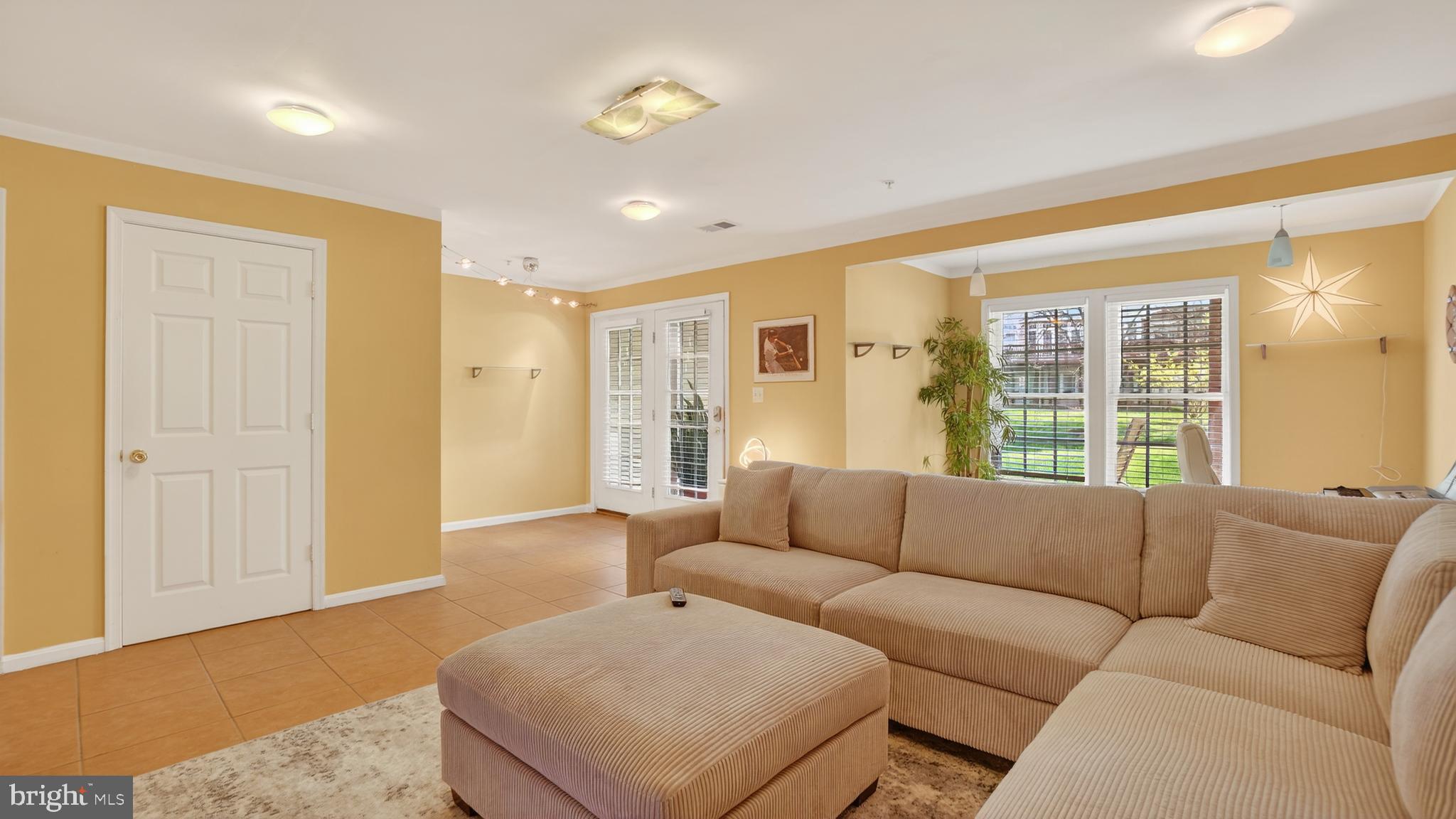 WAVERLY WOODS - Residential