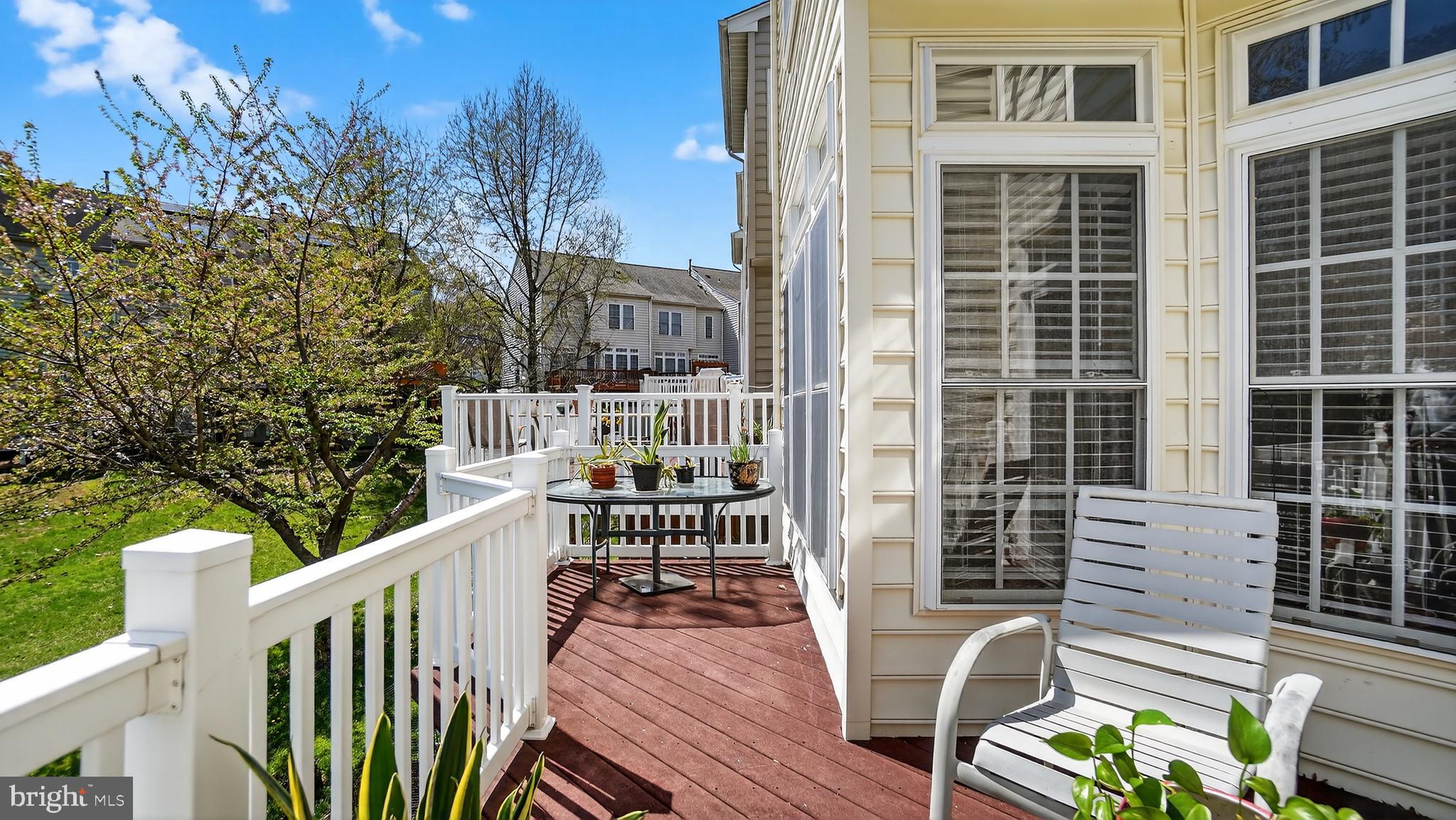 WAVERLY WOODS - Residential