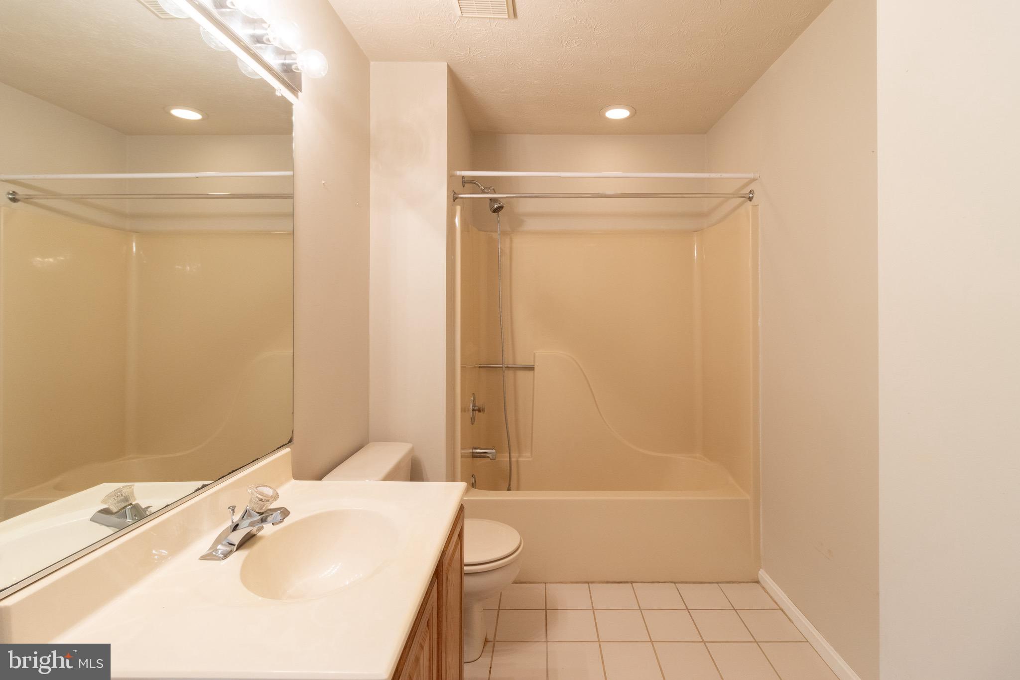 BELTSVILLE TERRACE - Residential