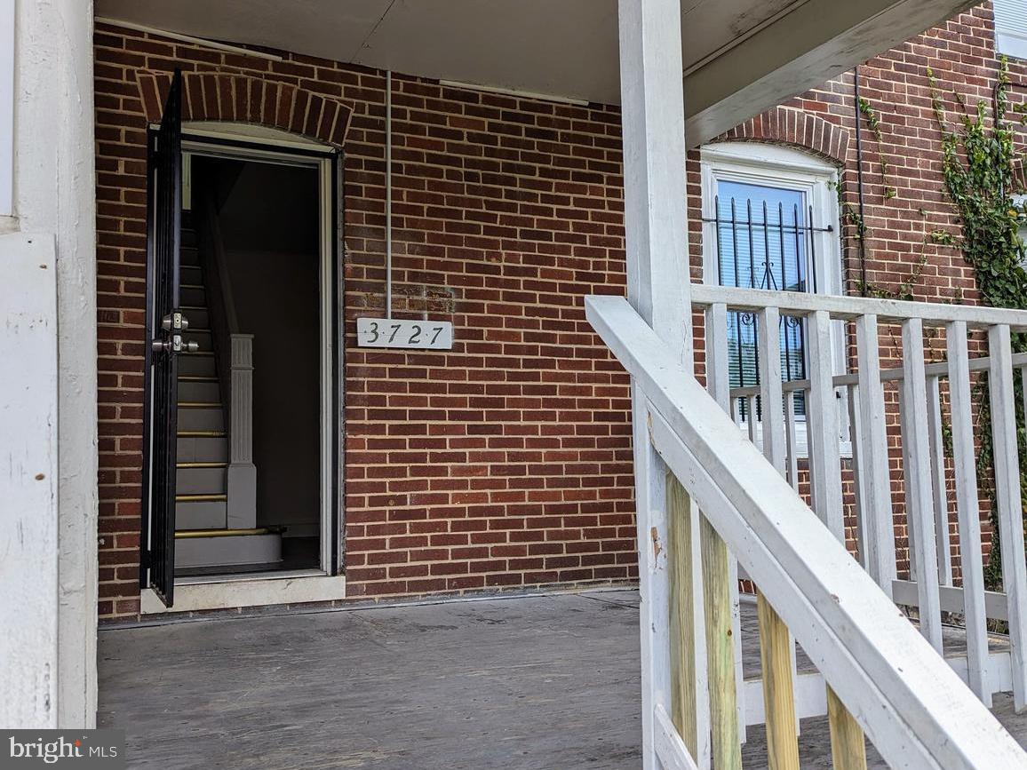 Charming 2BD/1BA home in Central Park Heights featuring hardwood floors, an updated kitchen, and a partially finished basement—perfect for storage. Located near Cylburn, Langston Hughes, and Arlington neighborhoods with easy access to Park Heights Ave and Northern Pkwy. Public transportation, shops, dining, and entertainment just minutes away. All occupants 18+ must complete a background and credit check.