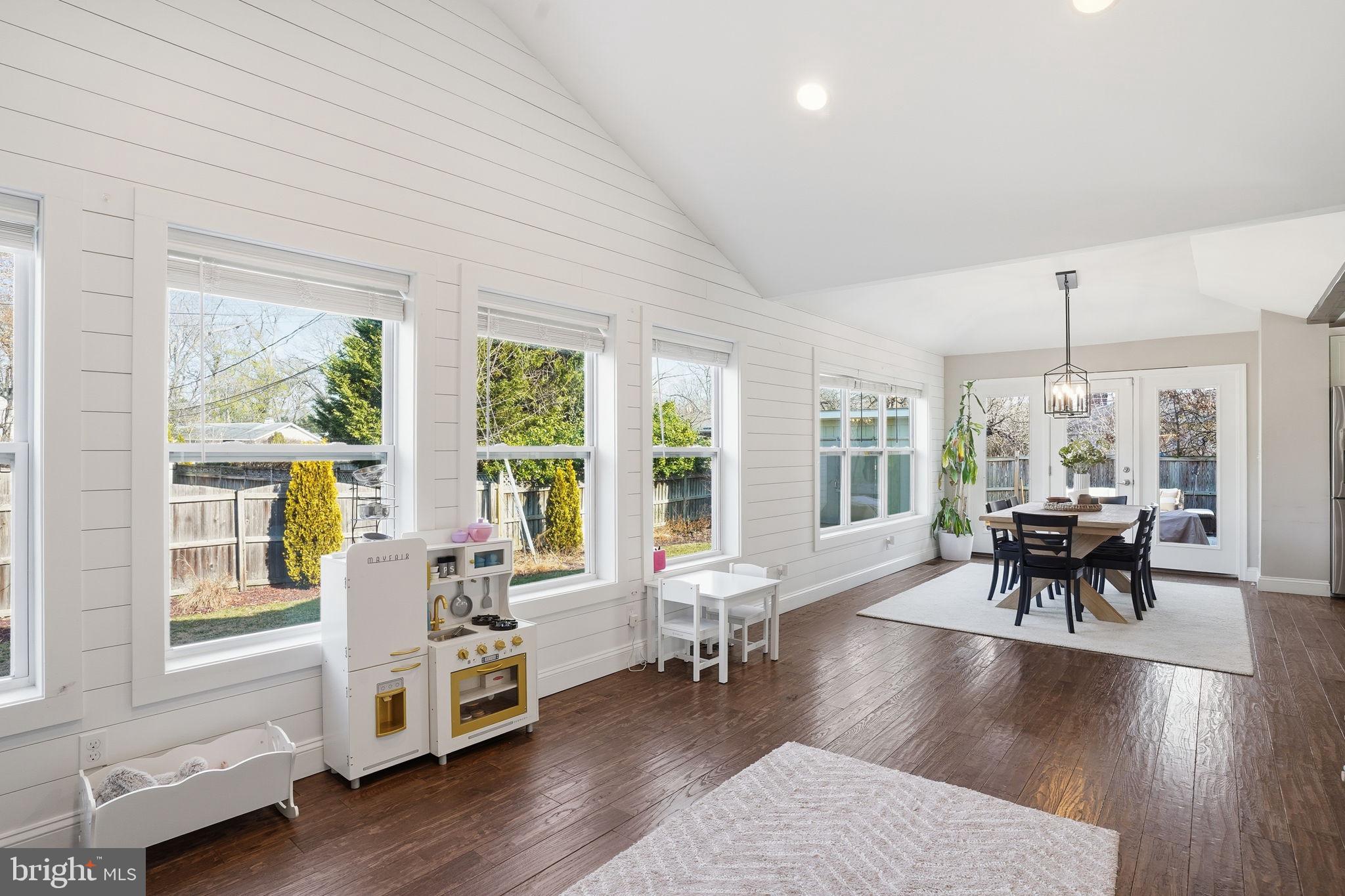 WESTRIDGE - Residential