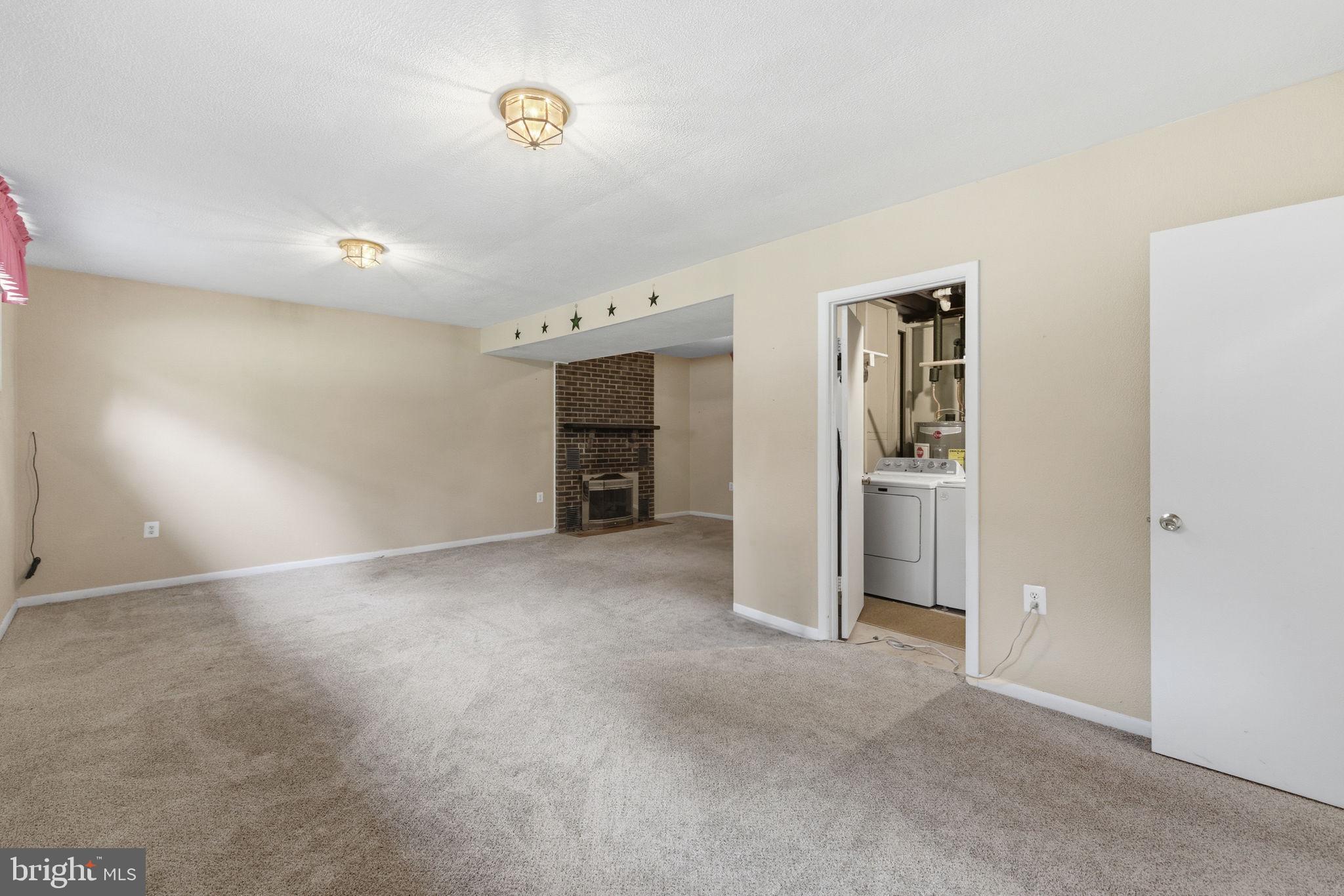 OAK RIDGE ESTATES - Residential