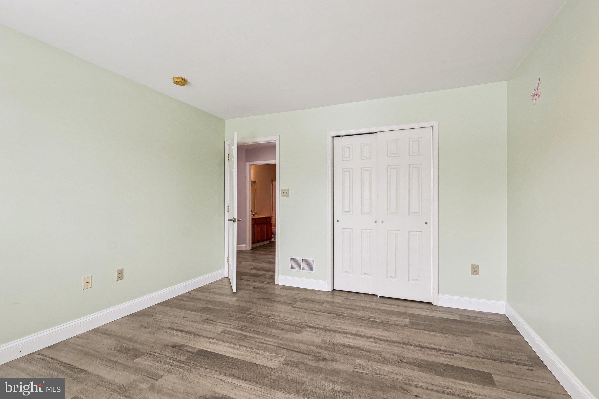 HIGH MEADOW - Residential