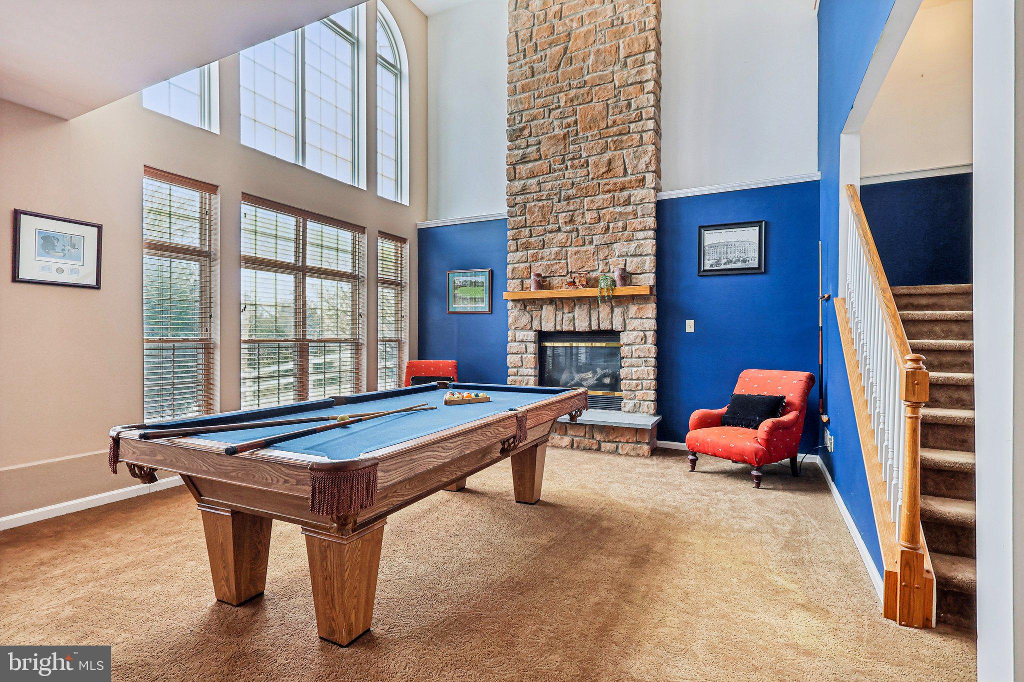 HIGH MEADOW - Residential