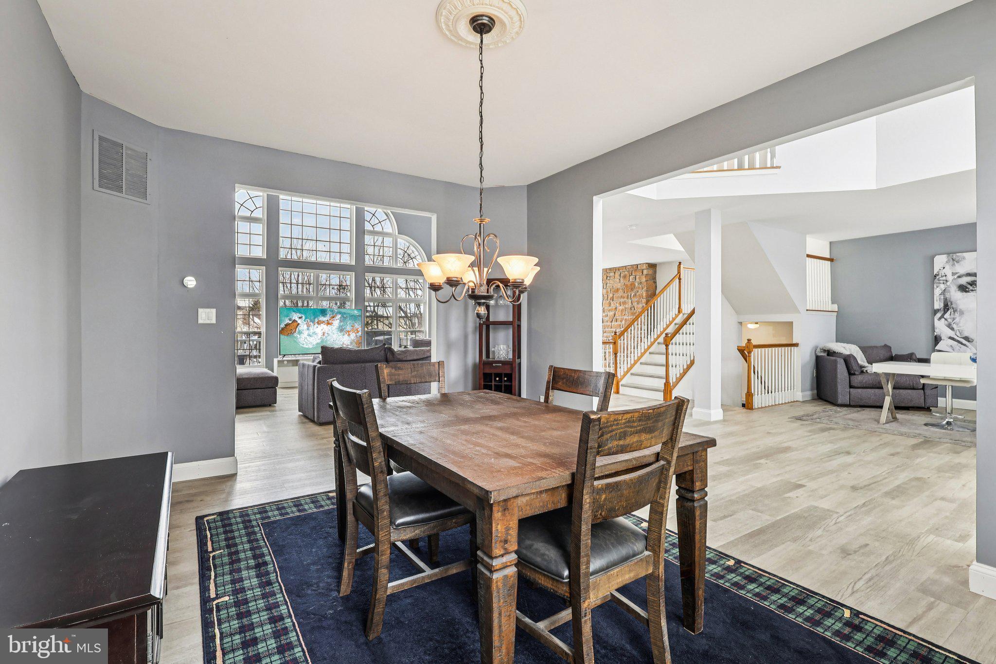 HIGH MEADOW - Residential