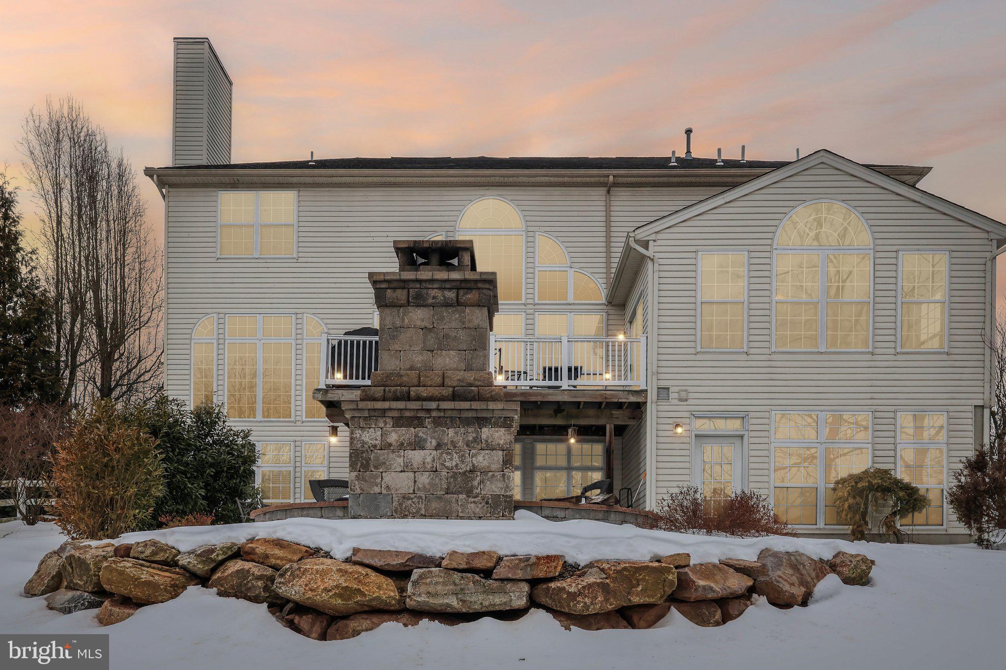 HIGH MEADOW - Residential