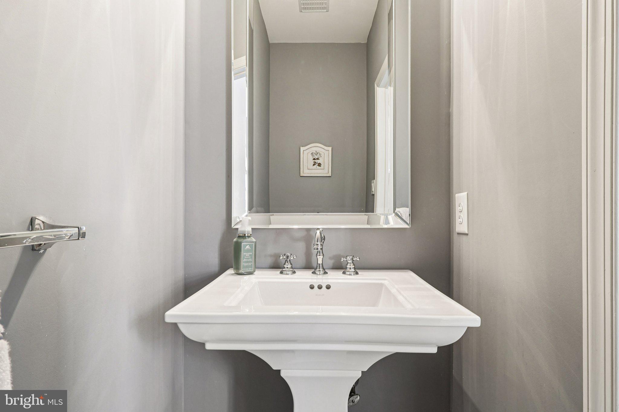 HIGH MEADOW - Residential