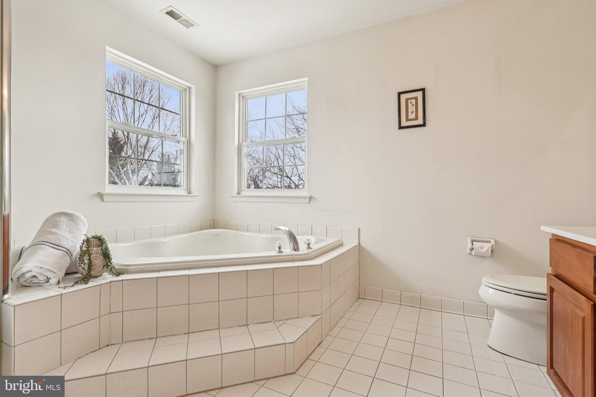 HIGH MEADOW - Residential