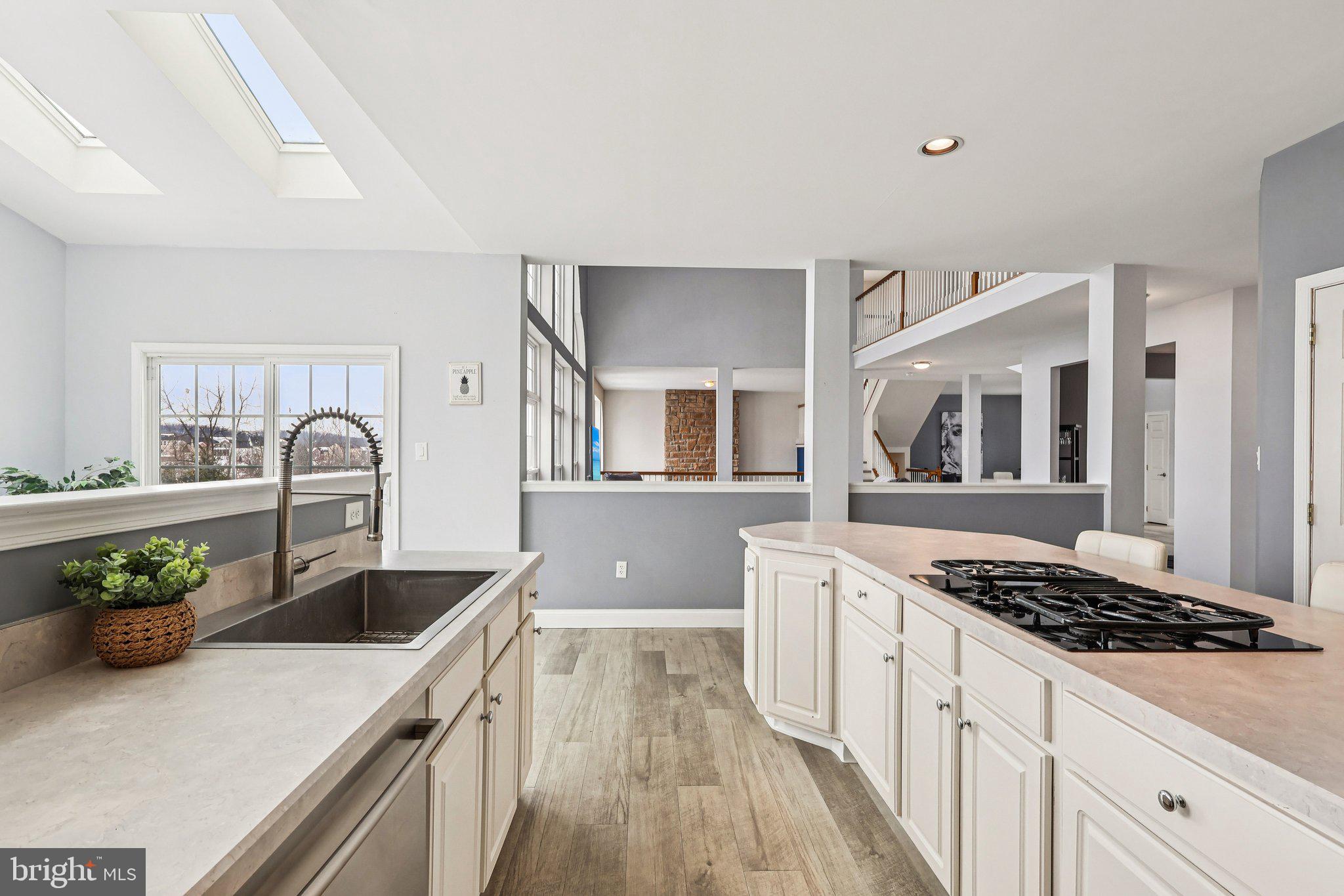 HIGH MEADOW - Residential