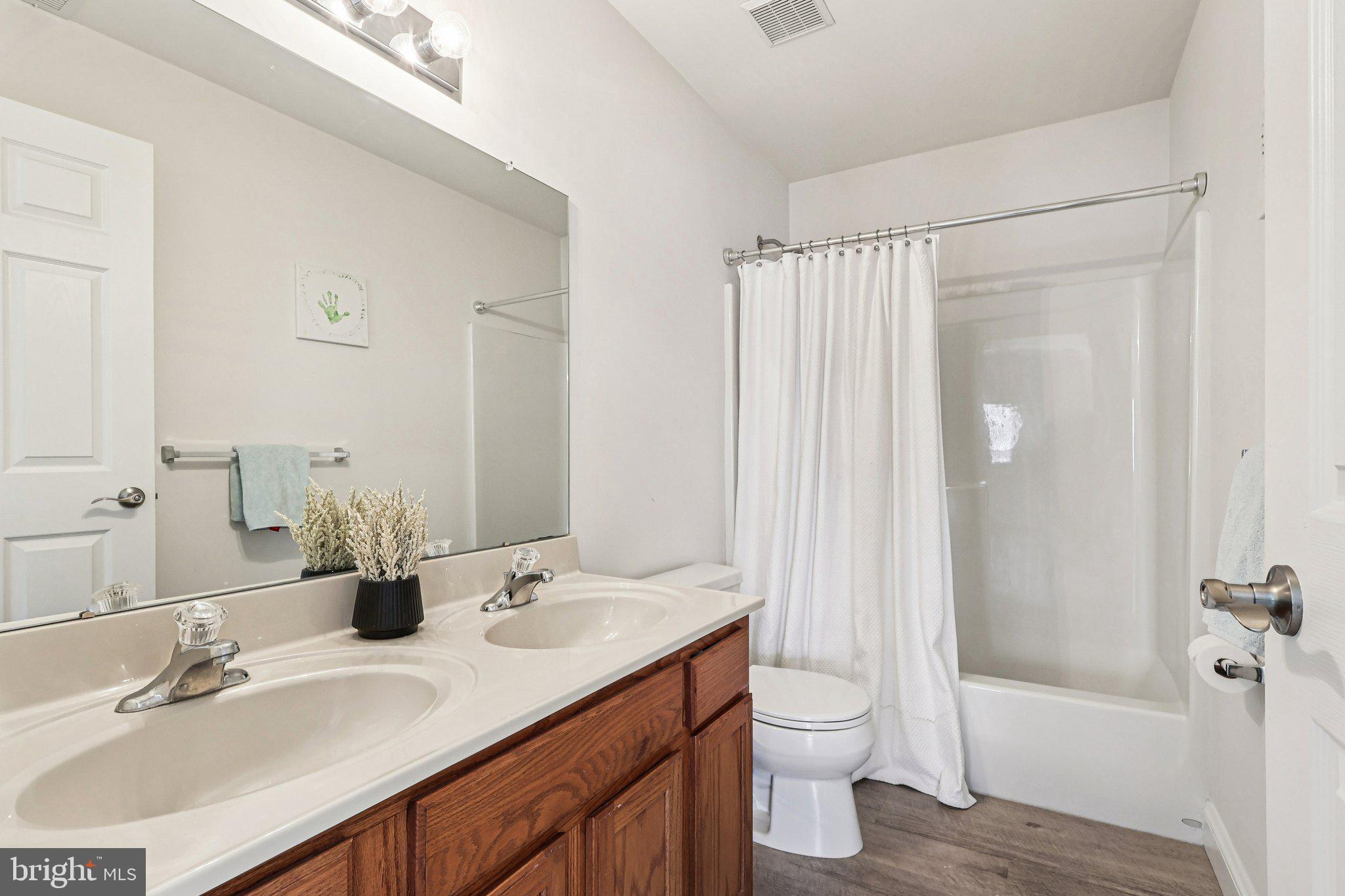 HIGH MEADOW - Residential