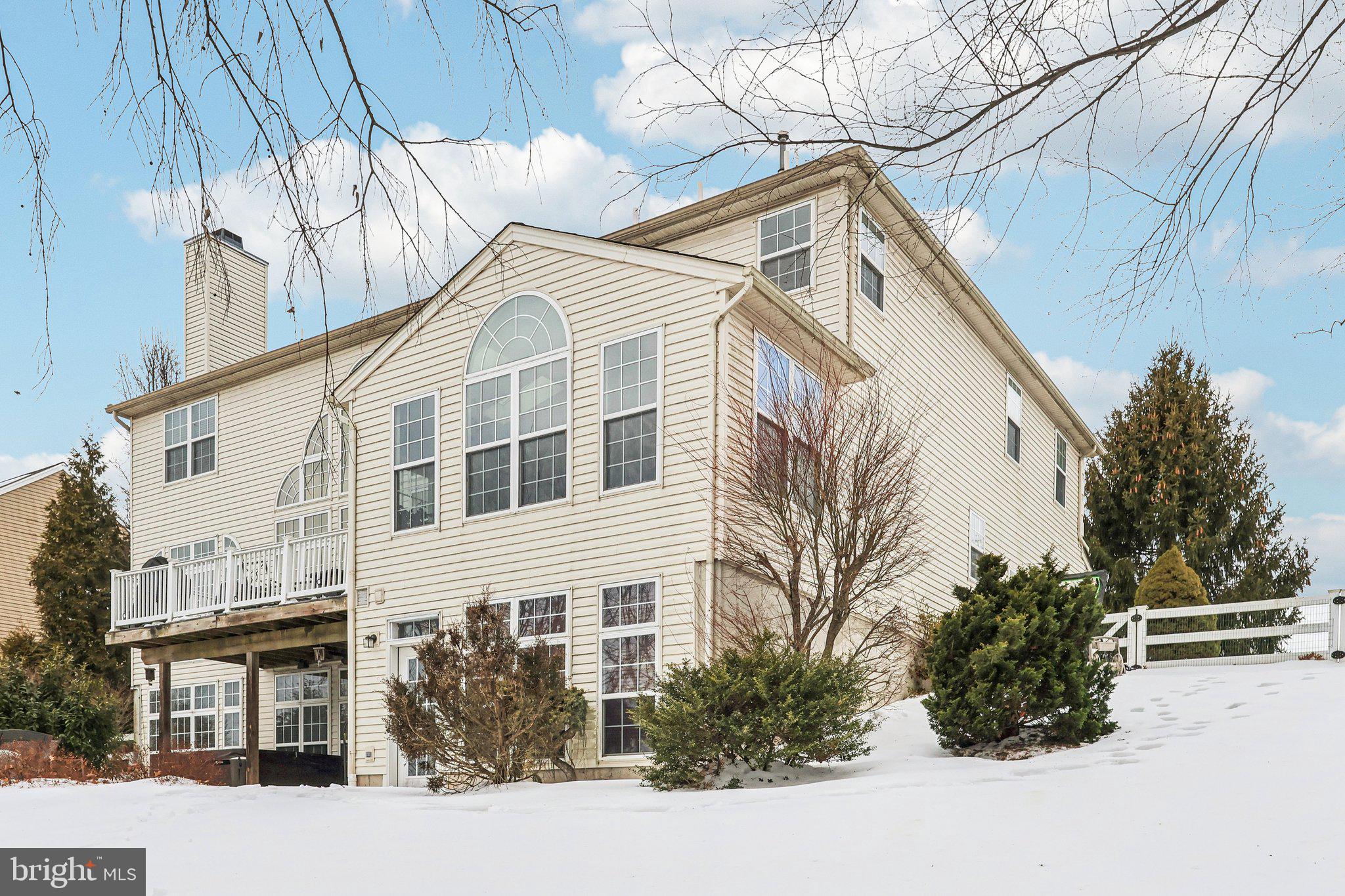 HIGH MEADOW - Residential