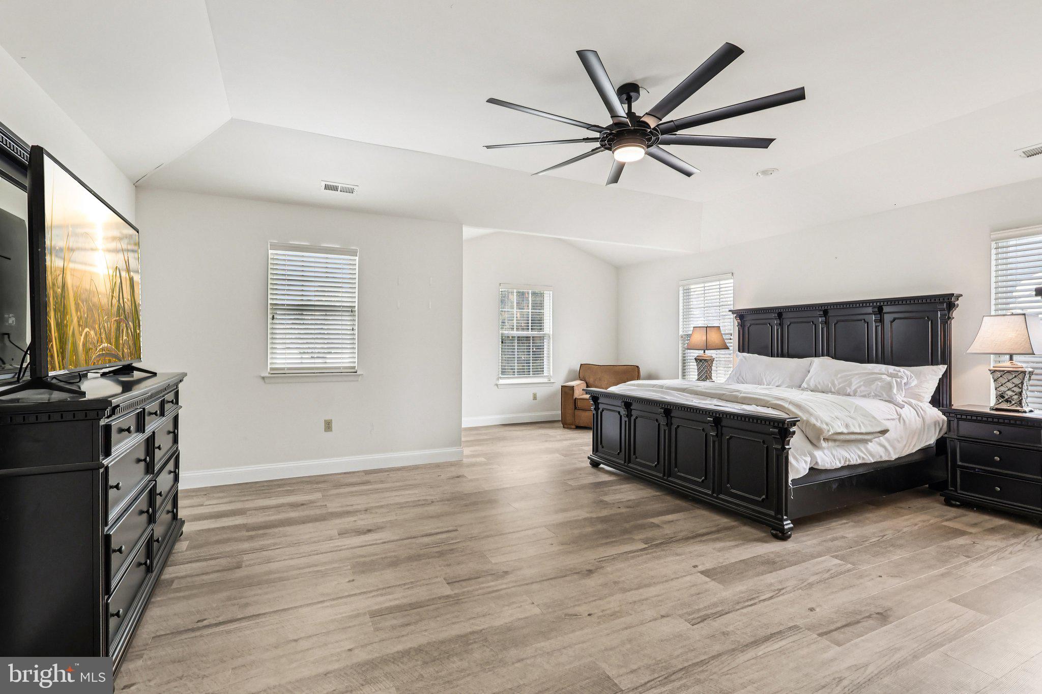 HIGH MEADOW - Residential