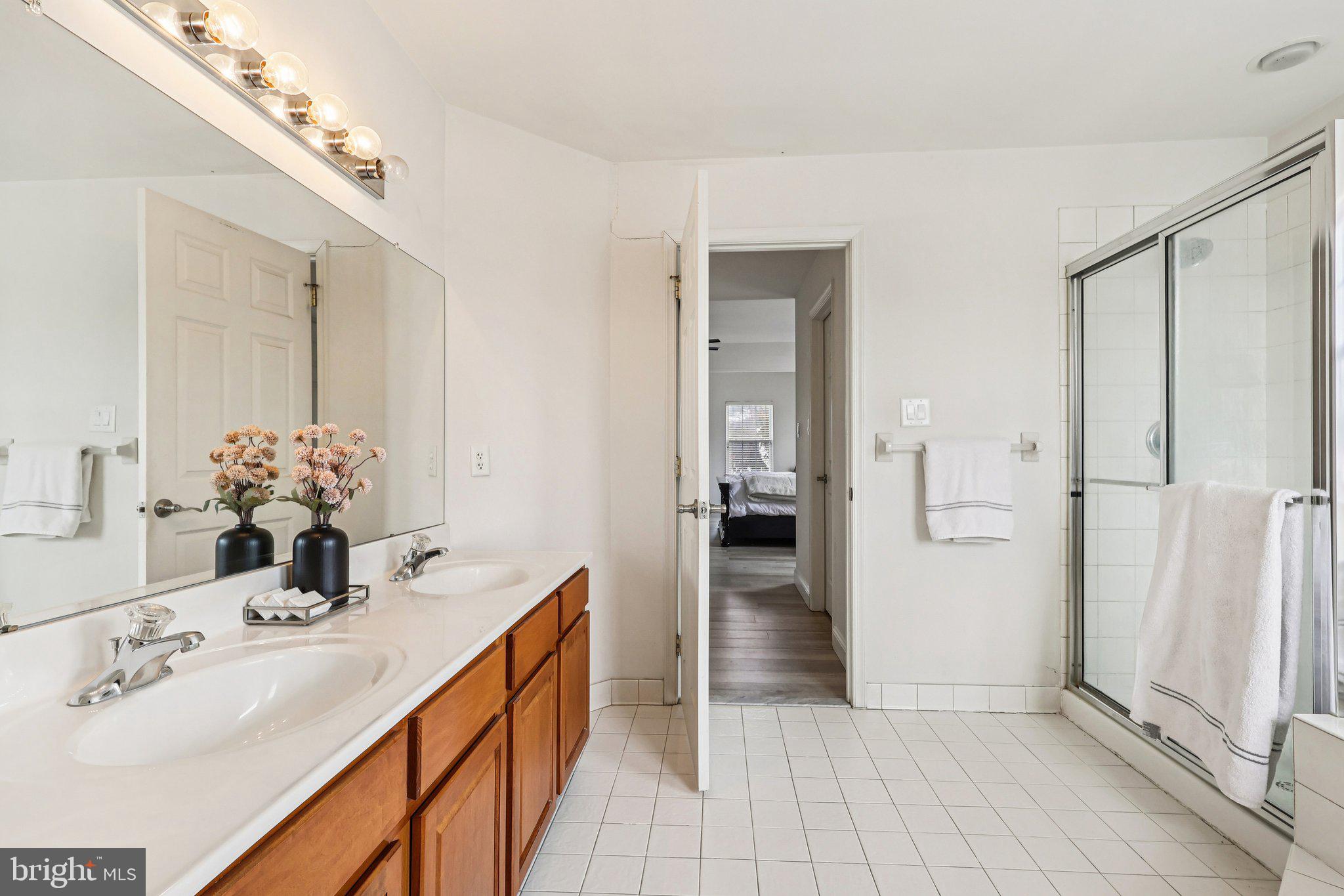 HIGH MEADOW - Residential