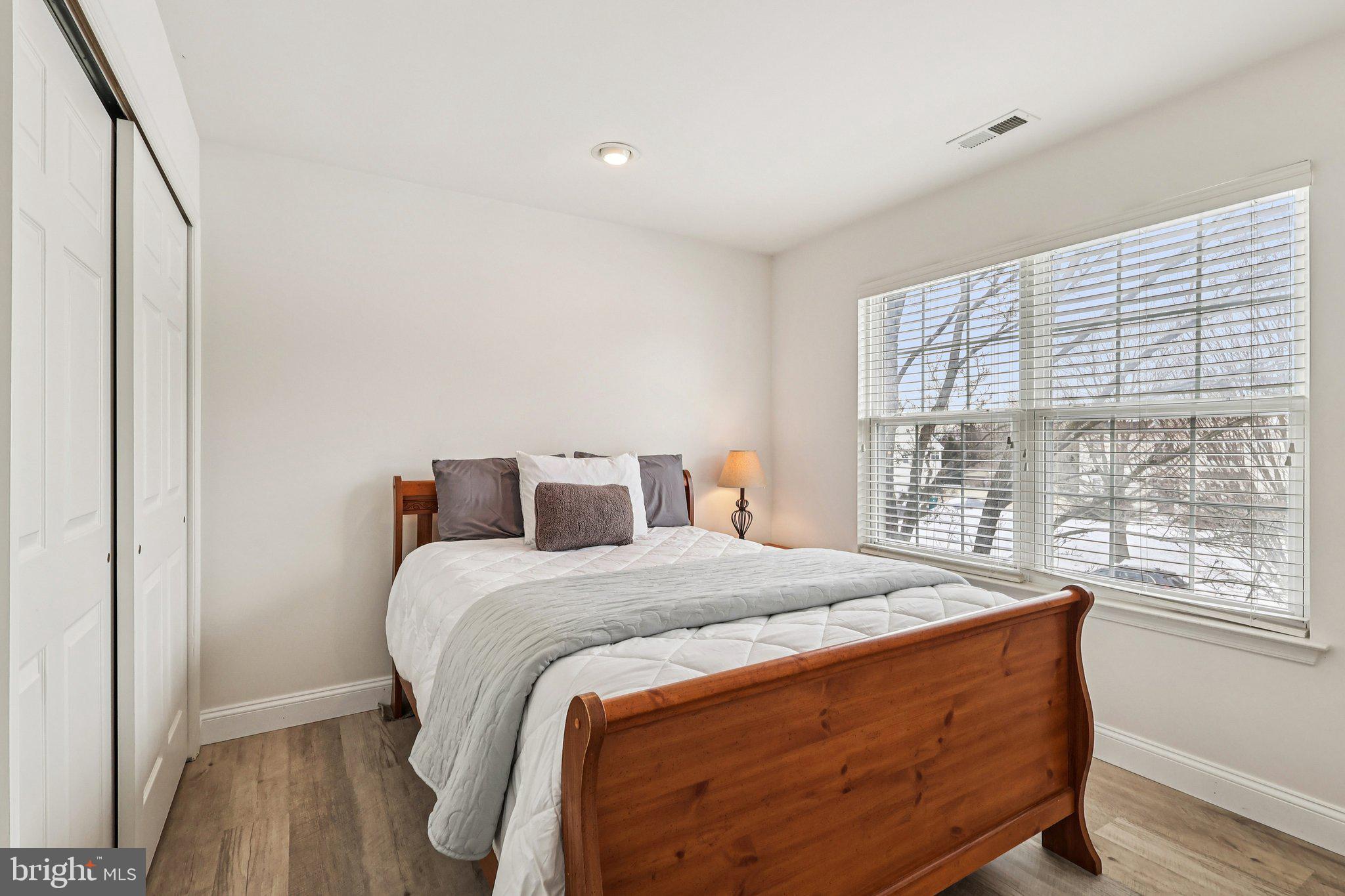 HIGH MEADOW - Residential