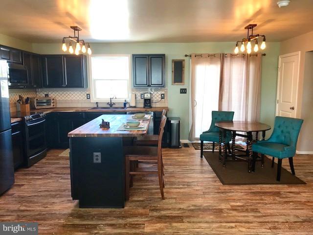 ARCADIA SPRINGS - Residential