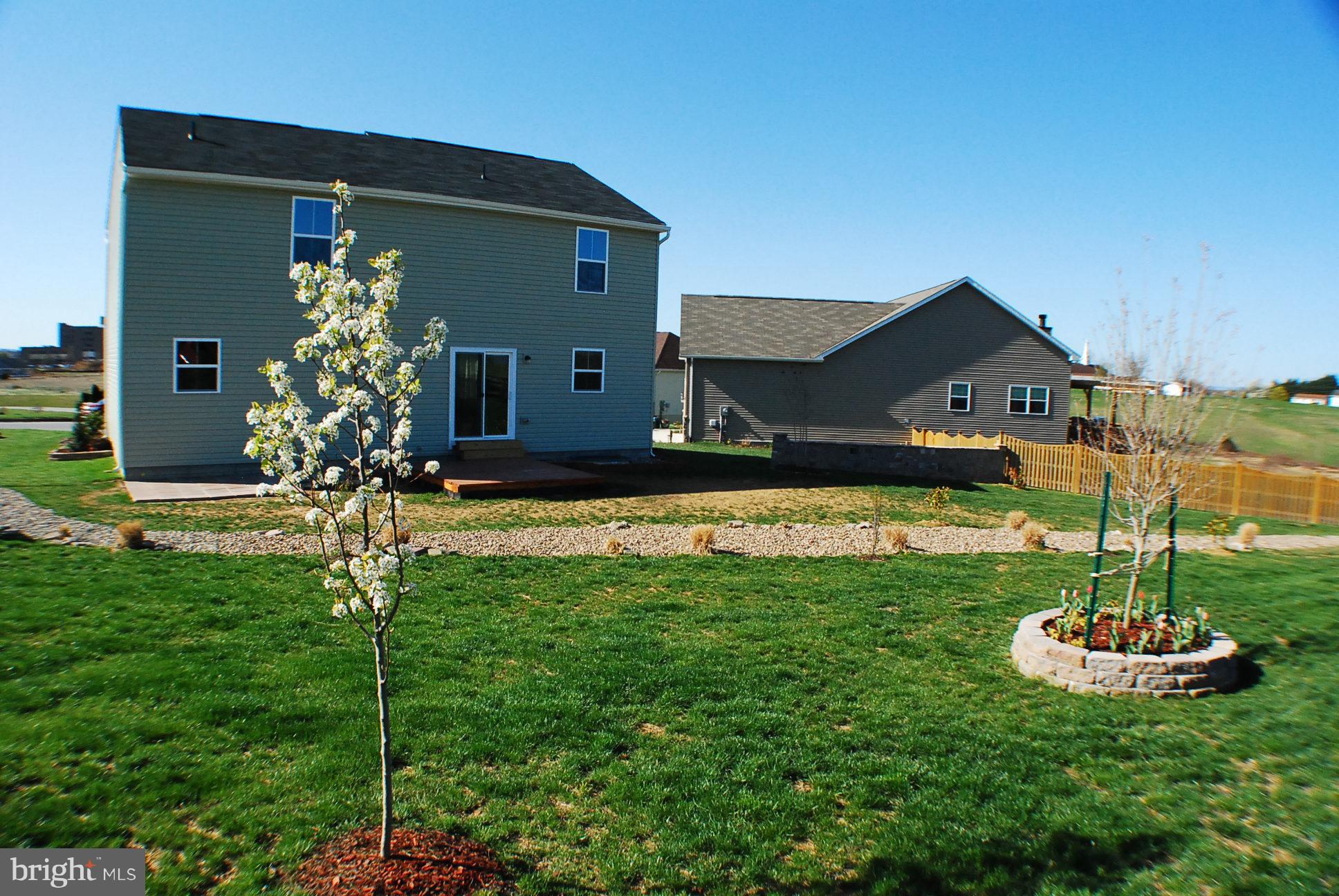 ARCADIA SPRINGS - Residential