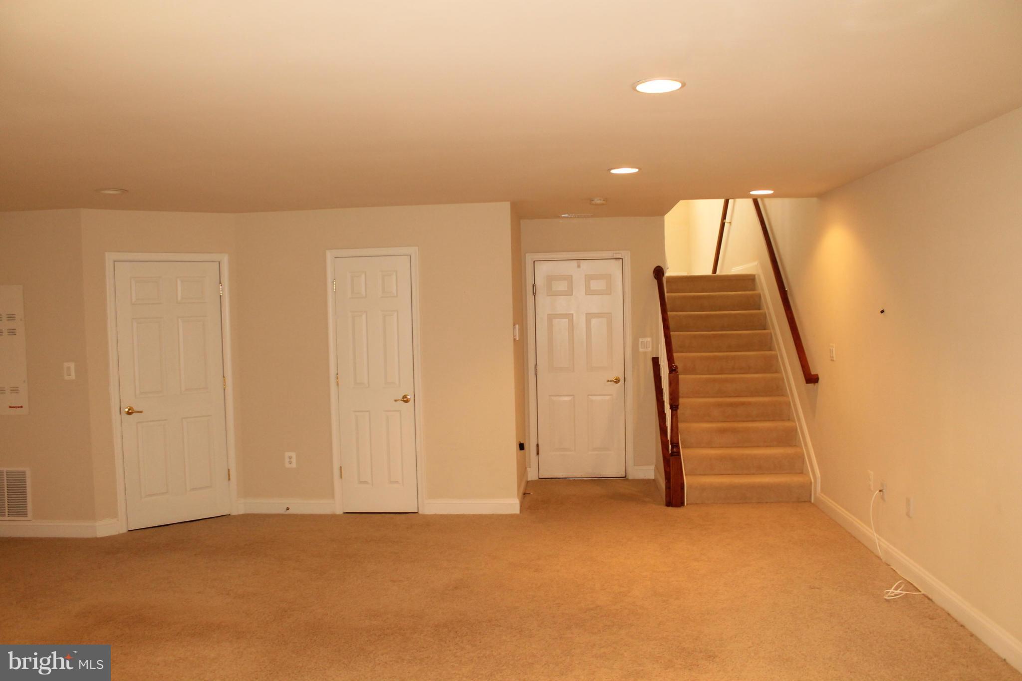 CASCADES - Residential Lease