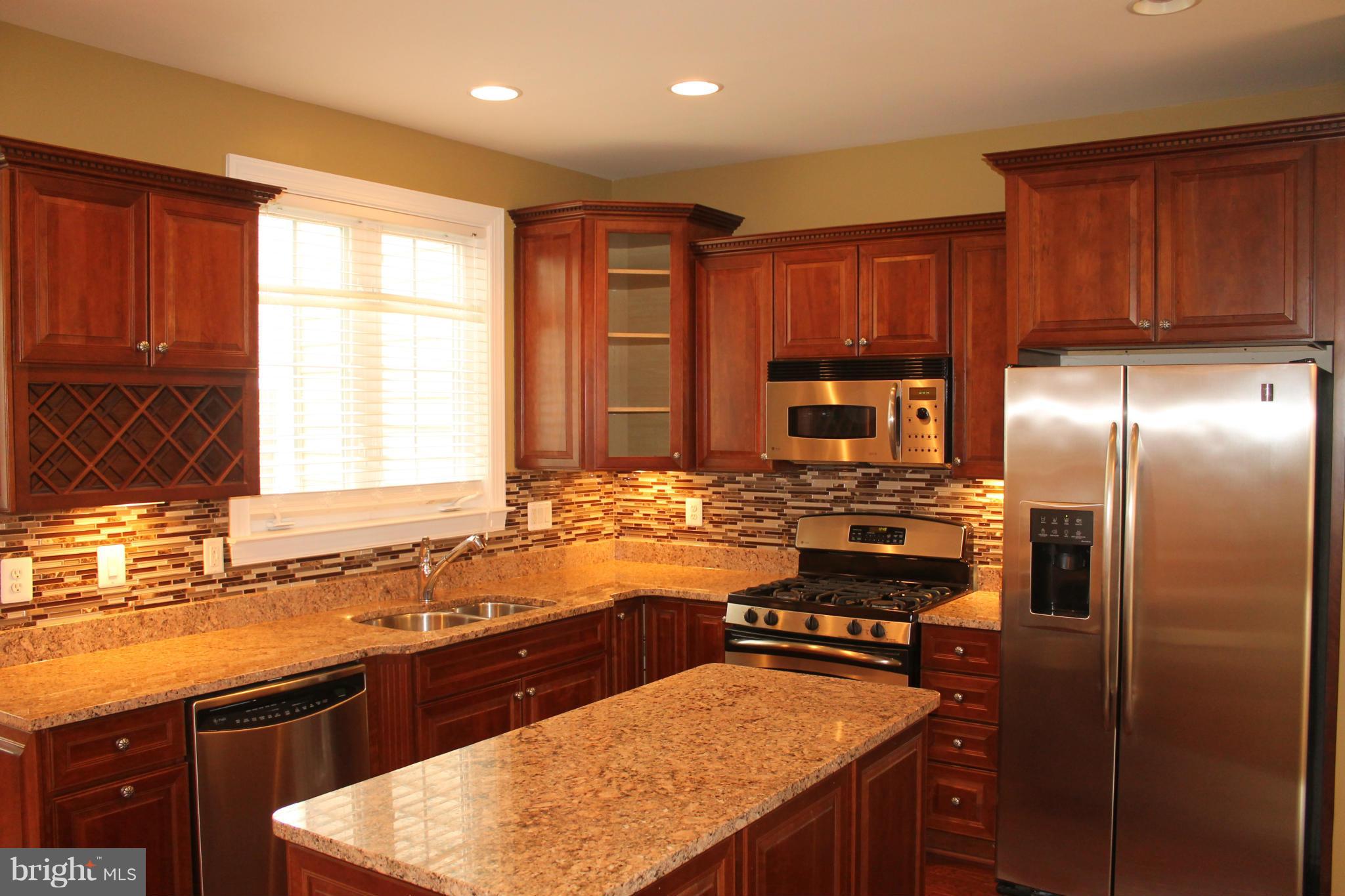 CASCADES - Residential Lease