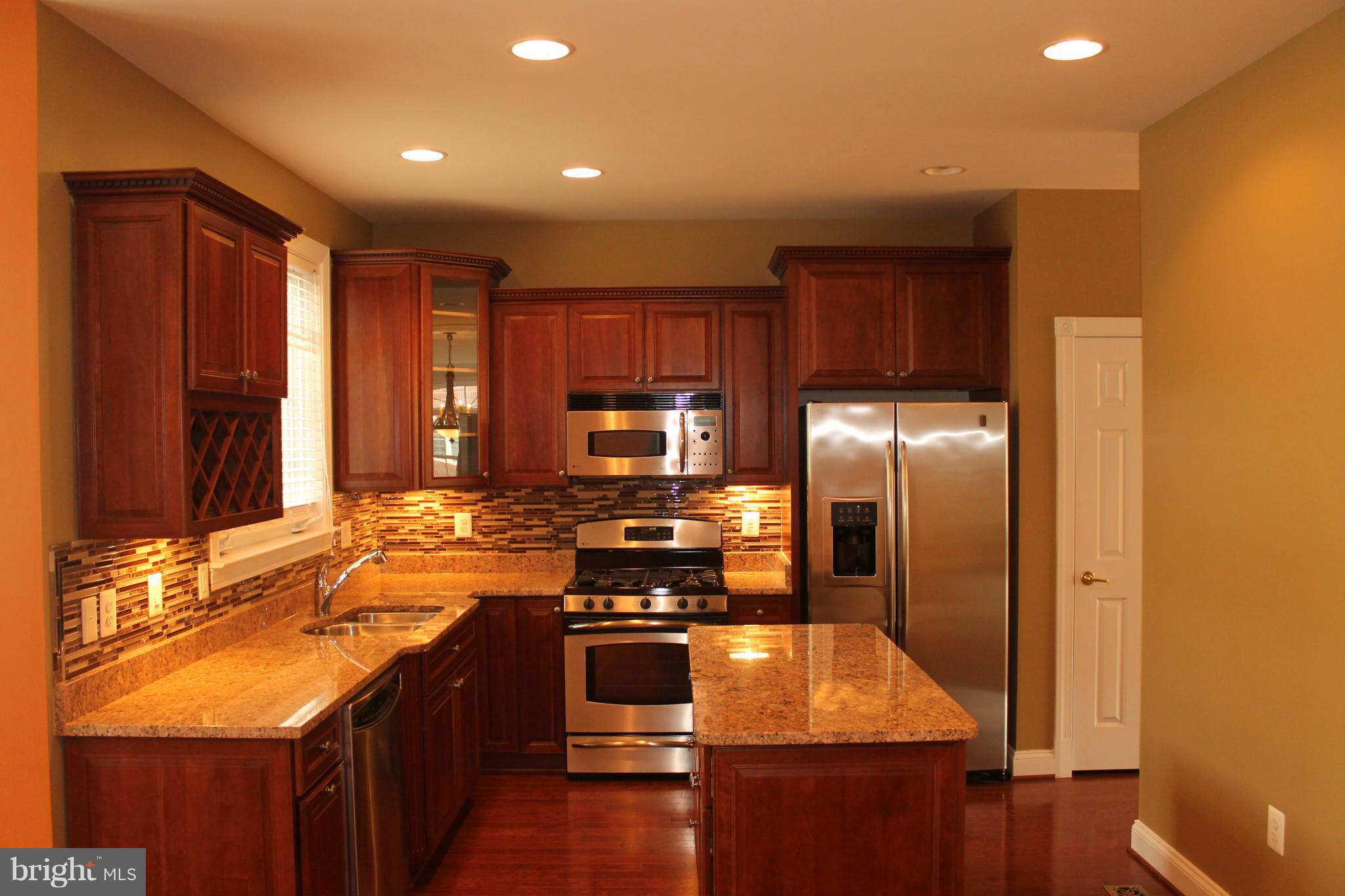 CASCADES - Residential Lease