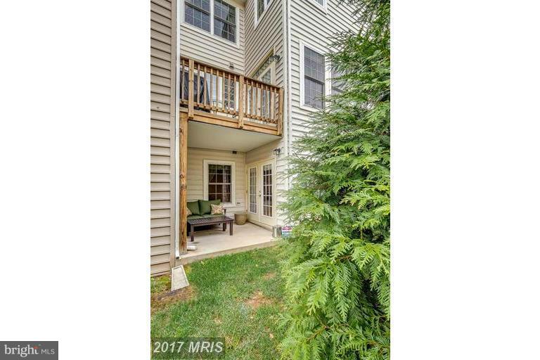 CASCADES - Residential Lease