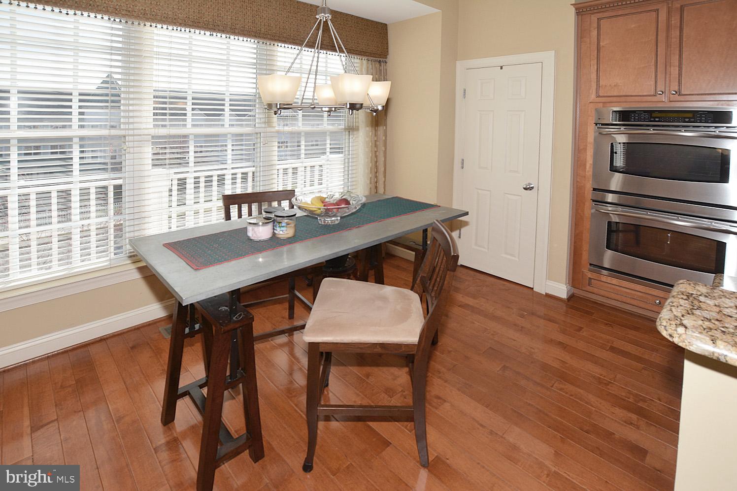 QUAKER RIDGE - Residential