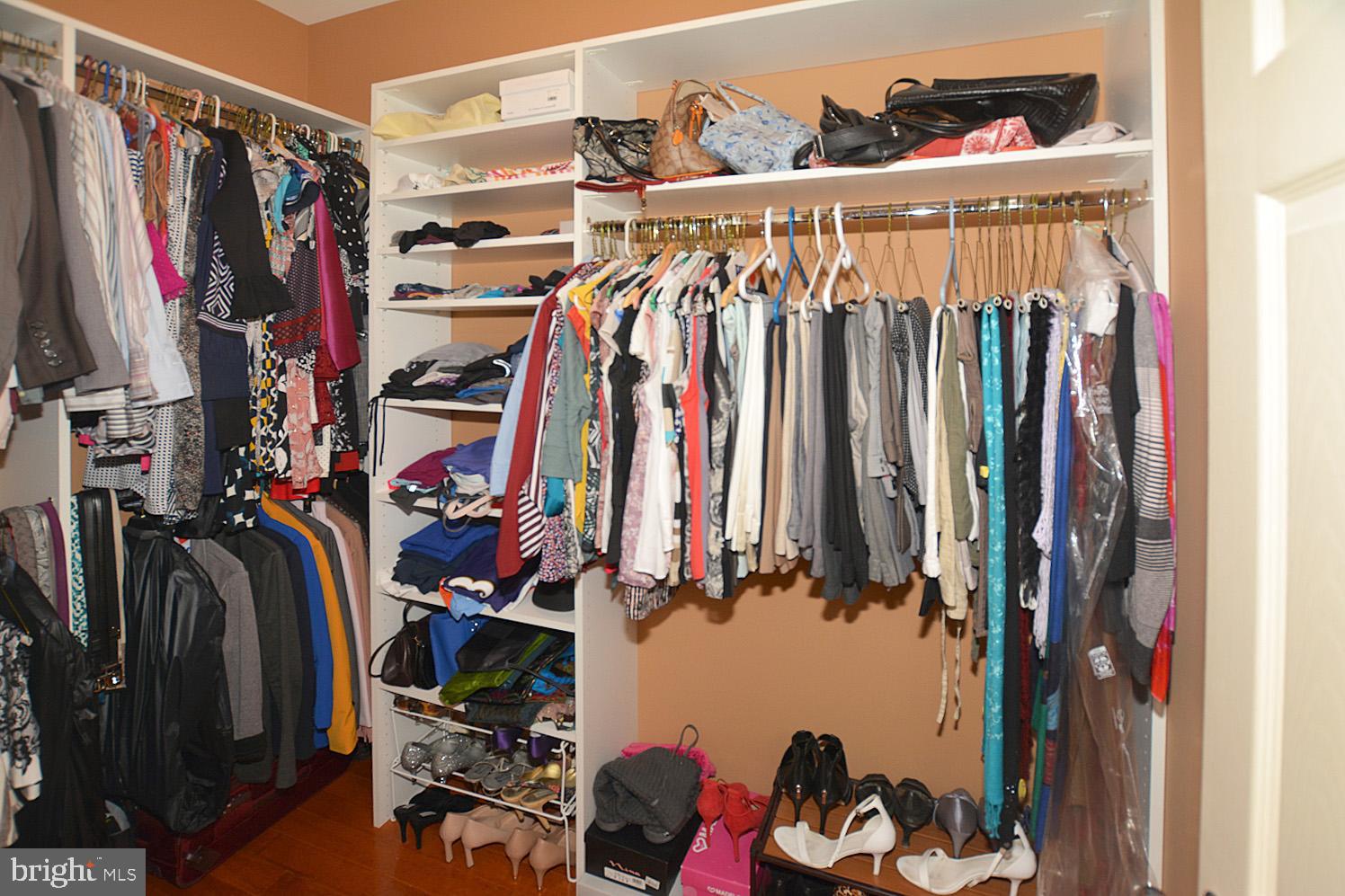 QUAKER RIDGE - Residential